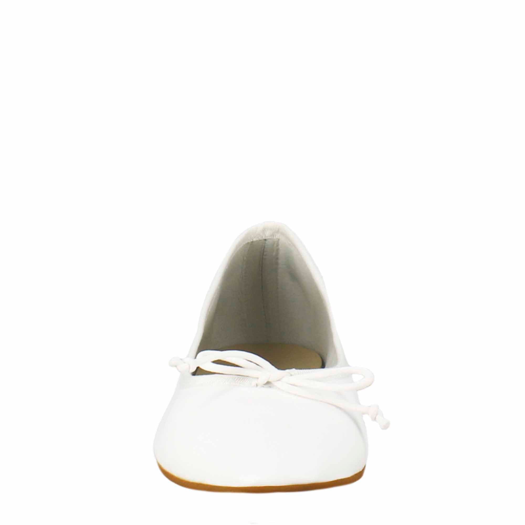 Ballerine leggere da donna color bianco in pelle liscia - Image 3
