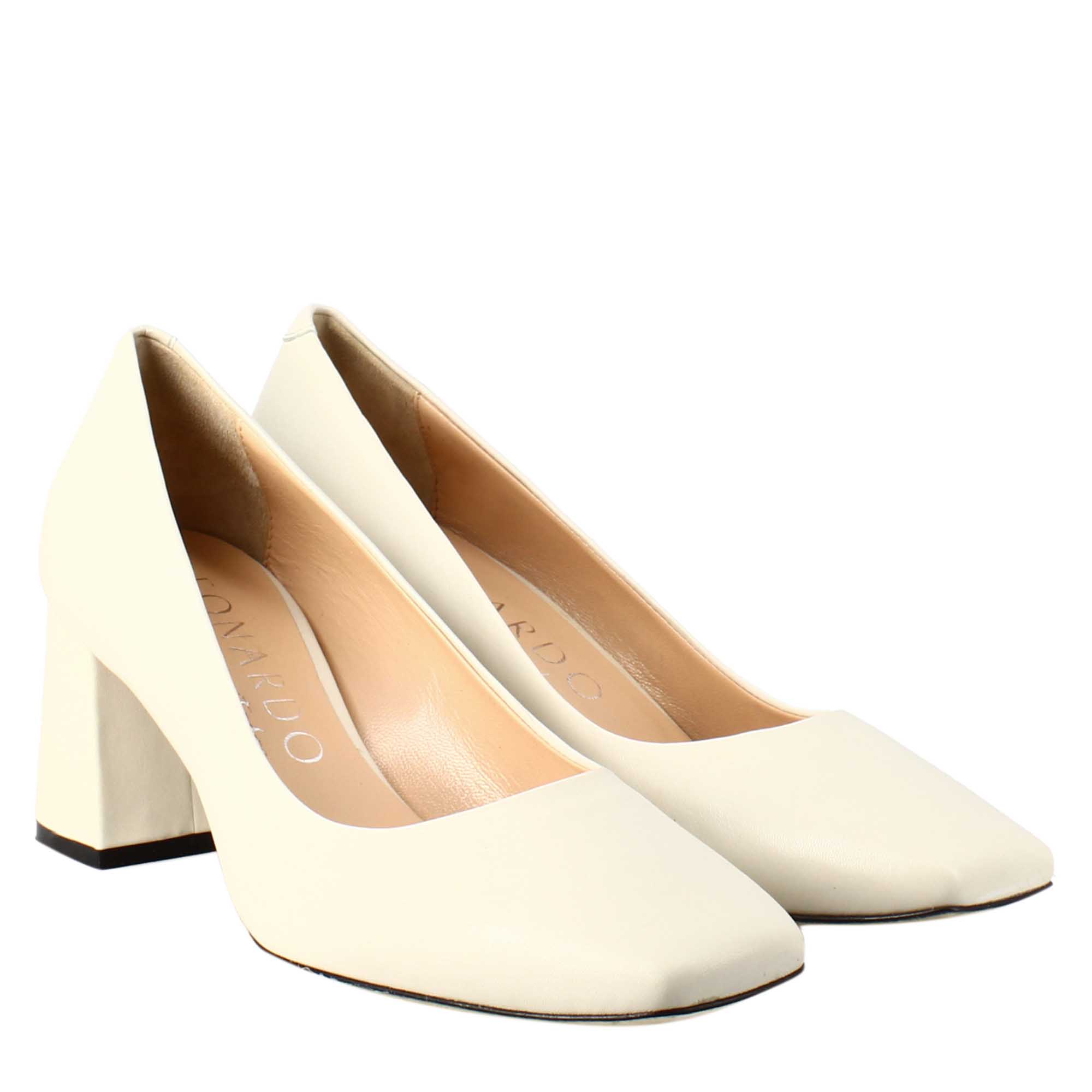 Décolleté da donna in pelle beige a punta squadrata - Image 7