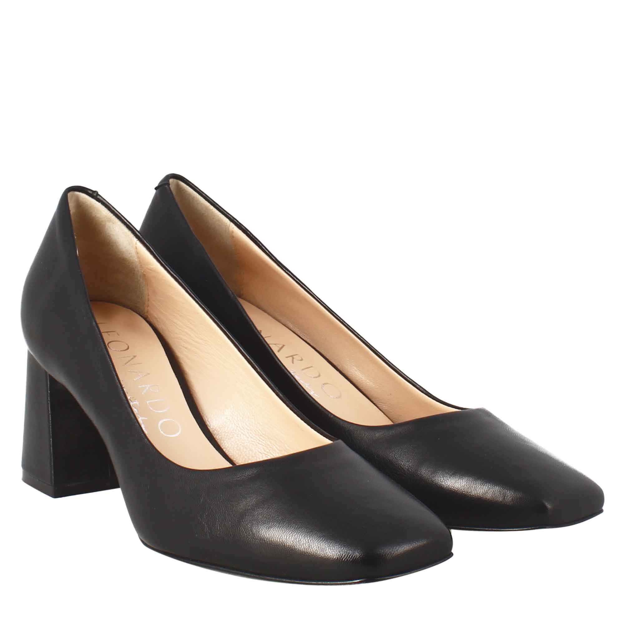 Décolleté da donna in pelle nero a punta squadrata - Image 7