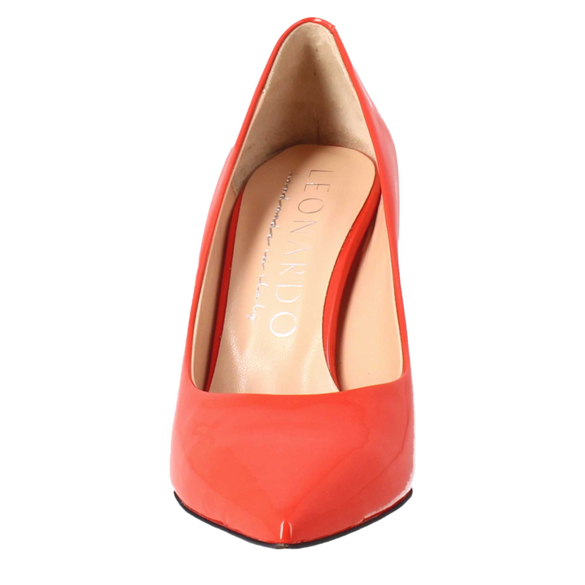 Décolleté da donna in pelle verniciata colore rosso a punta - Image 3