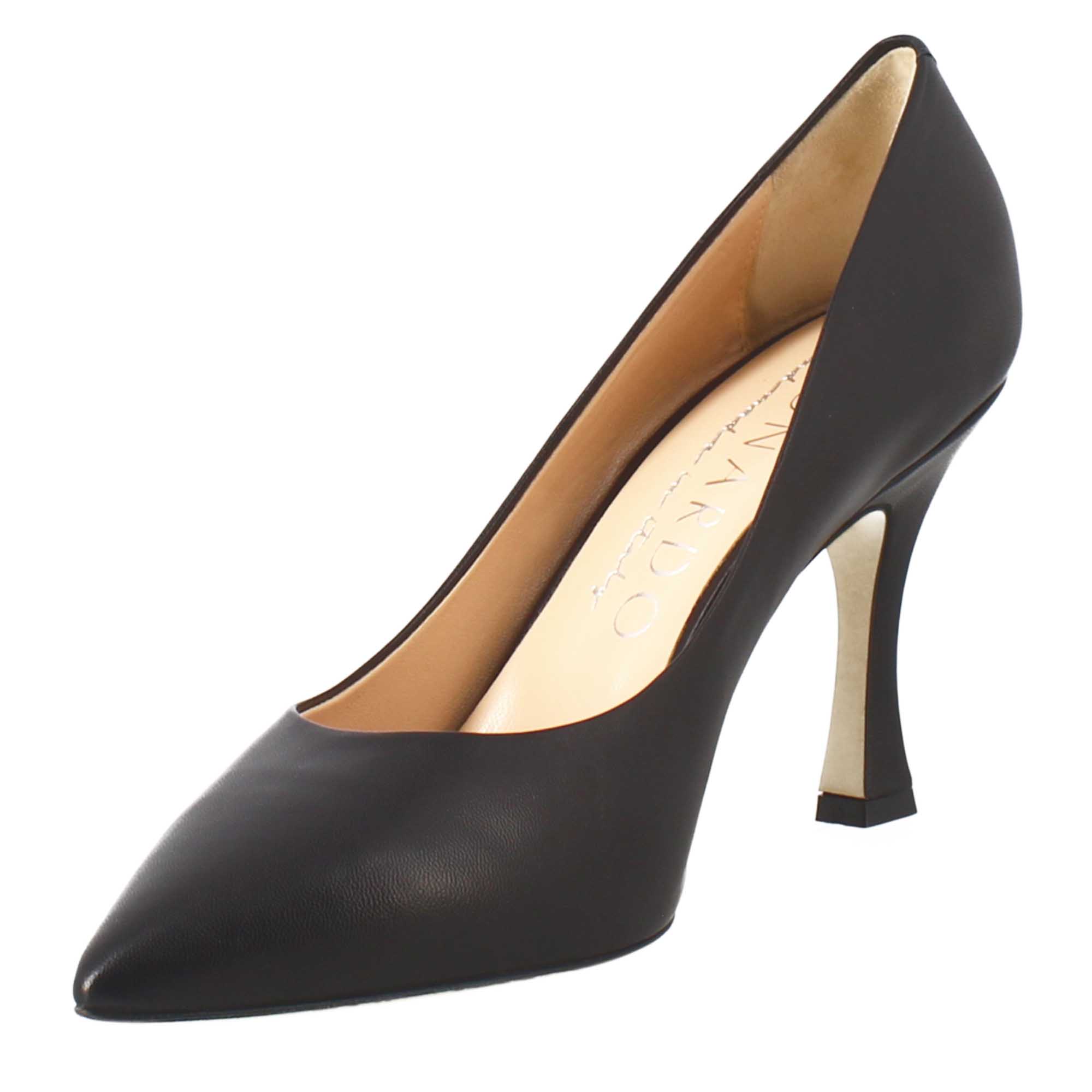 Décolleté da donna in pelle colore nero a punta - Image 4