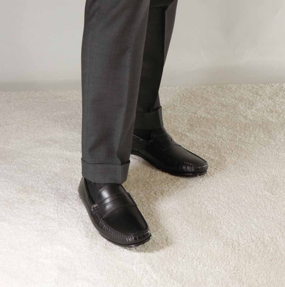 Mocassino casual da uomo in pelle colore nero con suola con gommini - Image 3