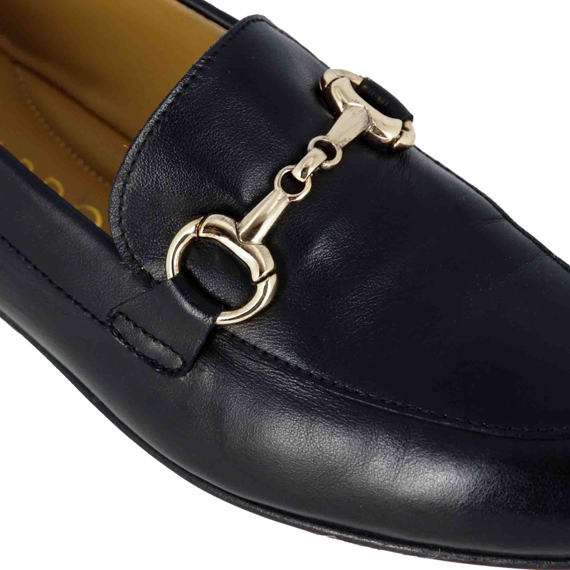 Mocassino classico da donna con morsetto in pelle colore blu scuro - Image 5