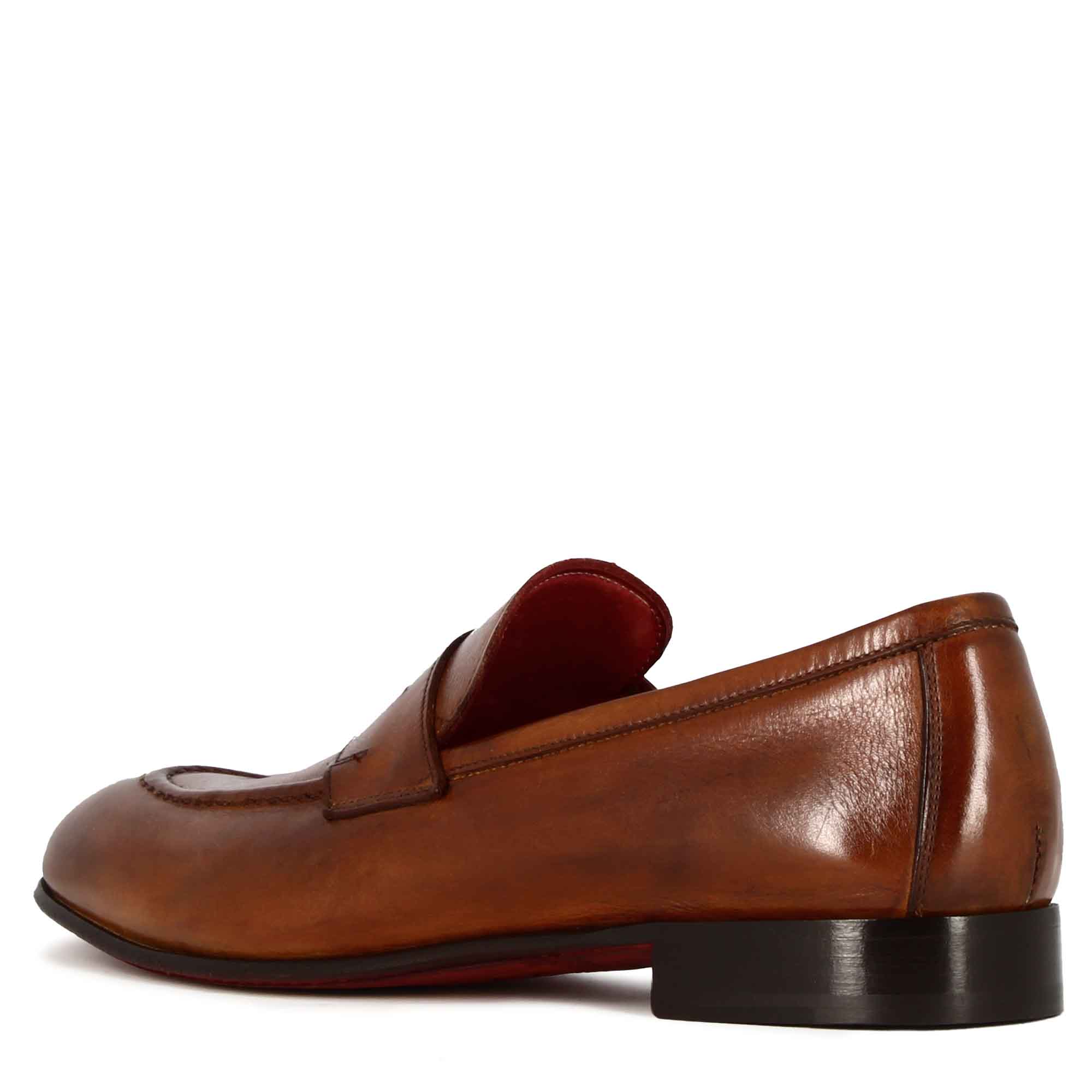Mocassino classico da uomo in pelle colore marrone chiaro - Image 5