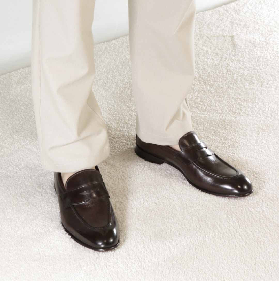 Mocassino classico da uomo in pelle colore marrone scuro - Image 3