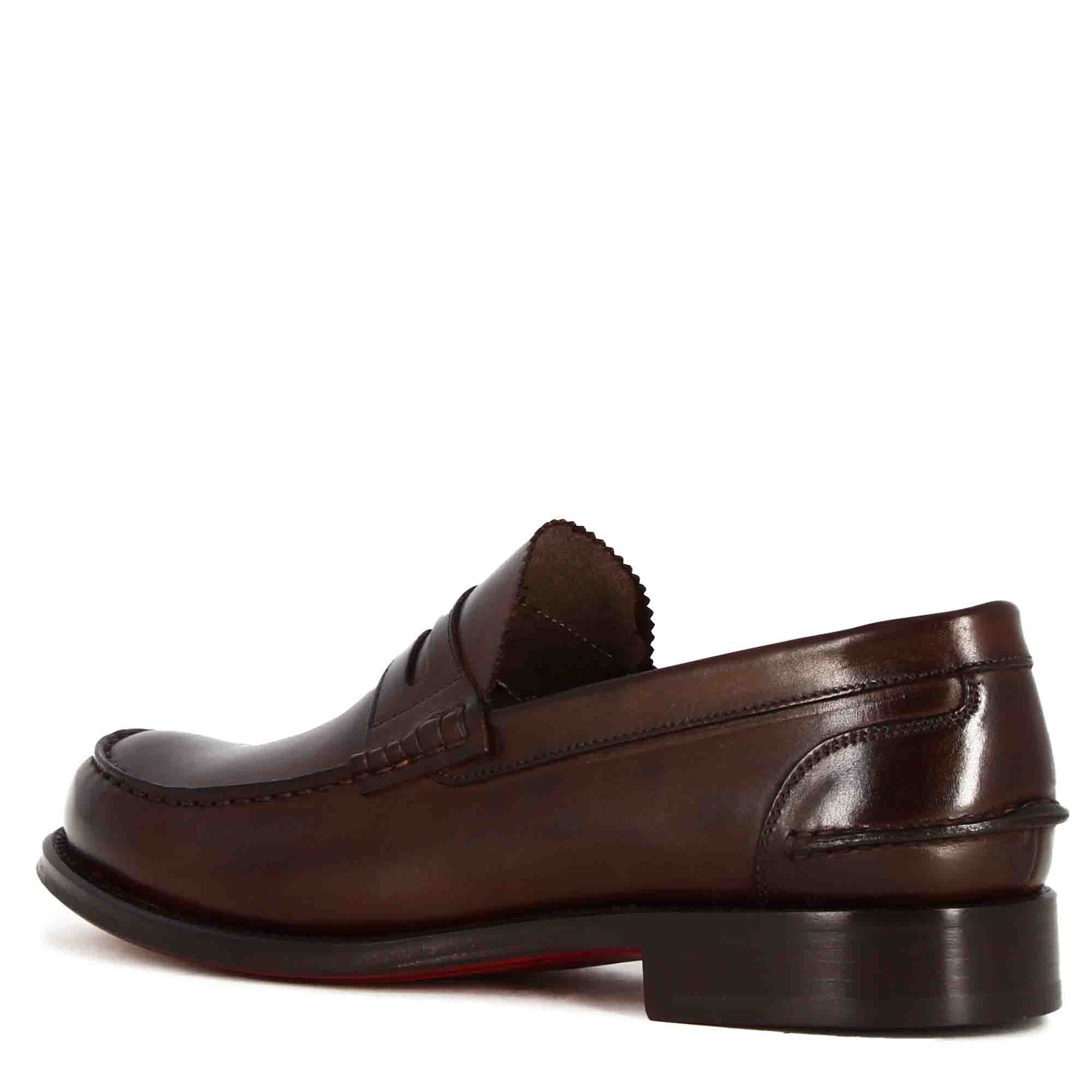 Mocassino college con bocca di leone da uomo in pelle colore marrone scuro - Image 5
