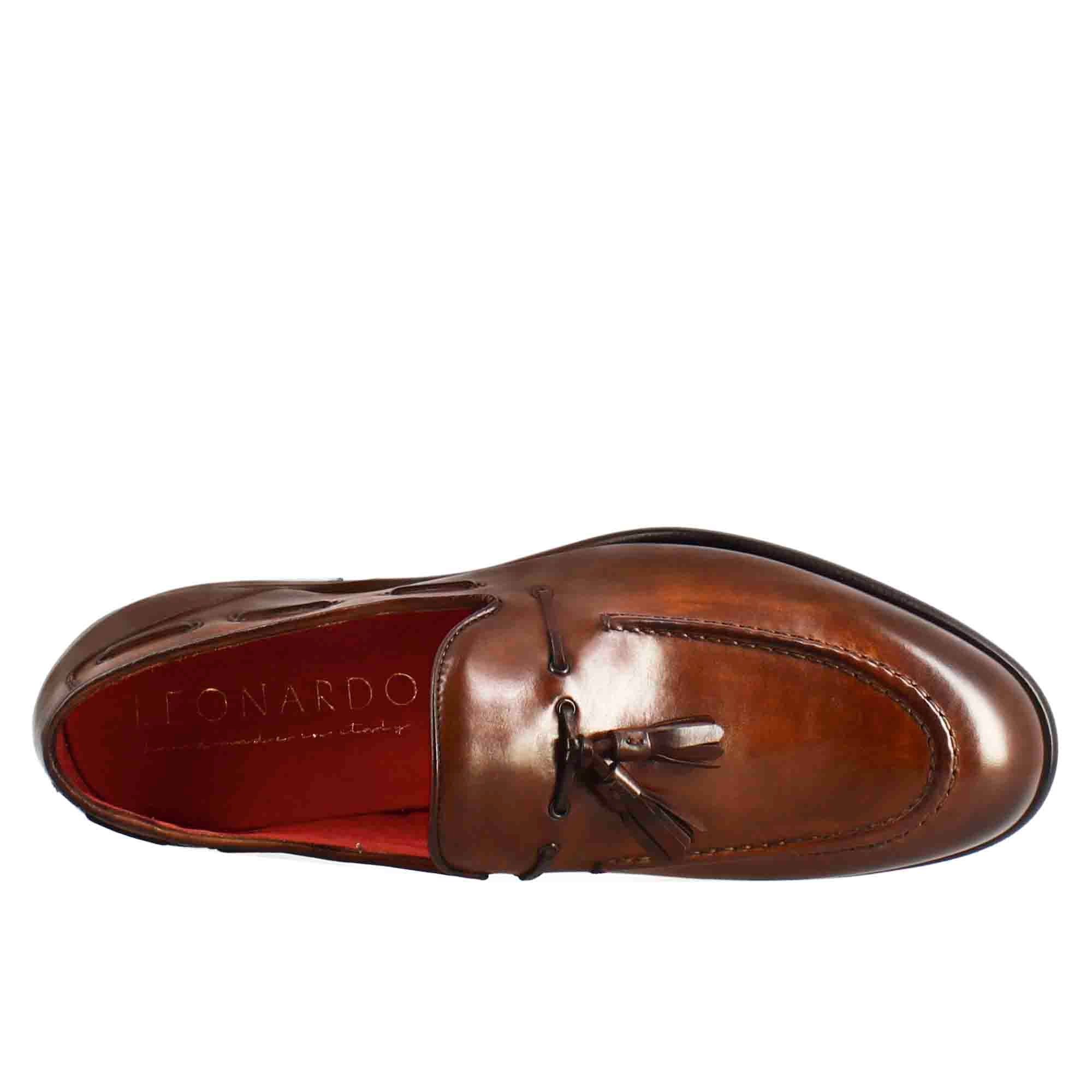 Mocassino con nappine da uomo in pelle colore marrone chiaro - Image 5