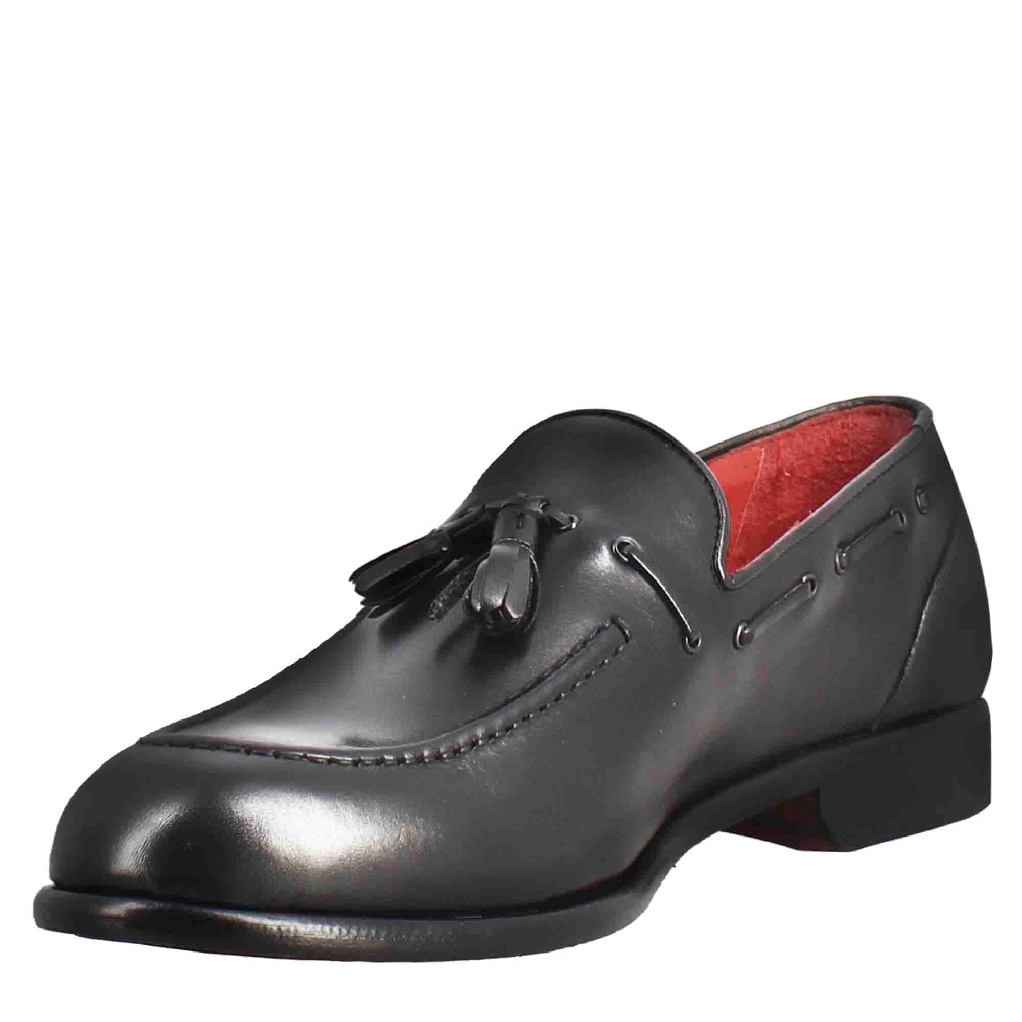 Mocassino con nappine da uomo in pelle colore nero - Image 4