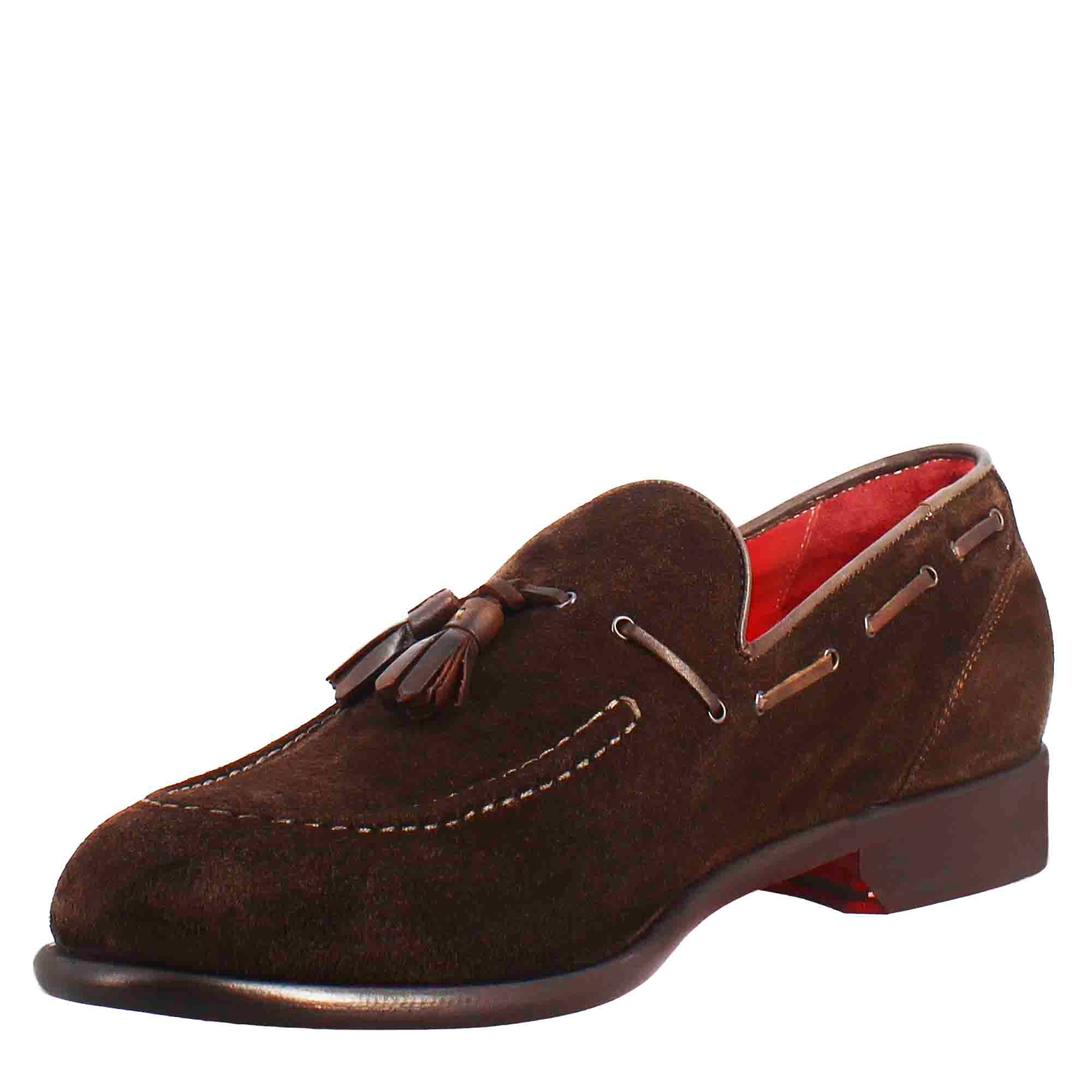 Mocassino con nappine da uomo in pelle scamosciata colore marrone scuro - Image 4