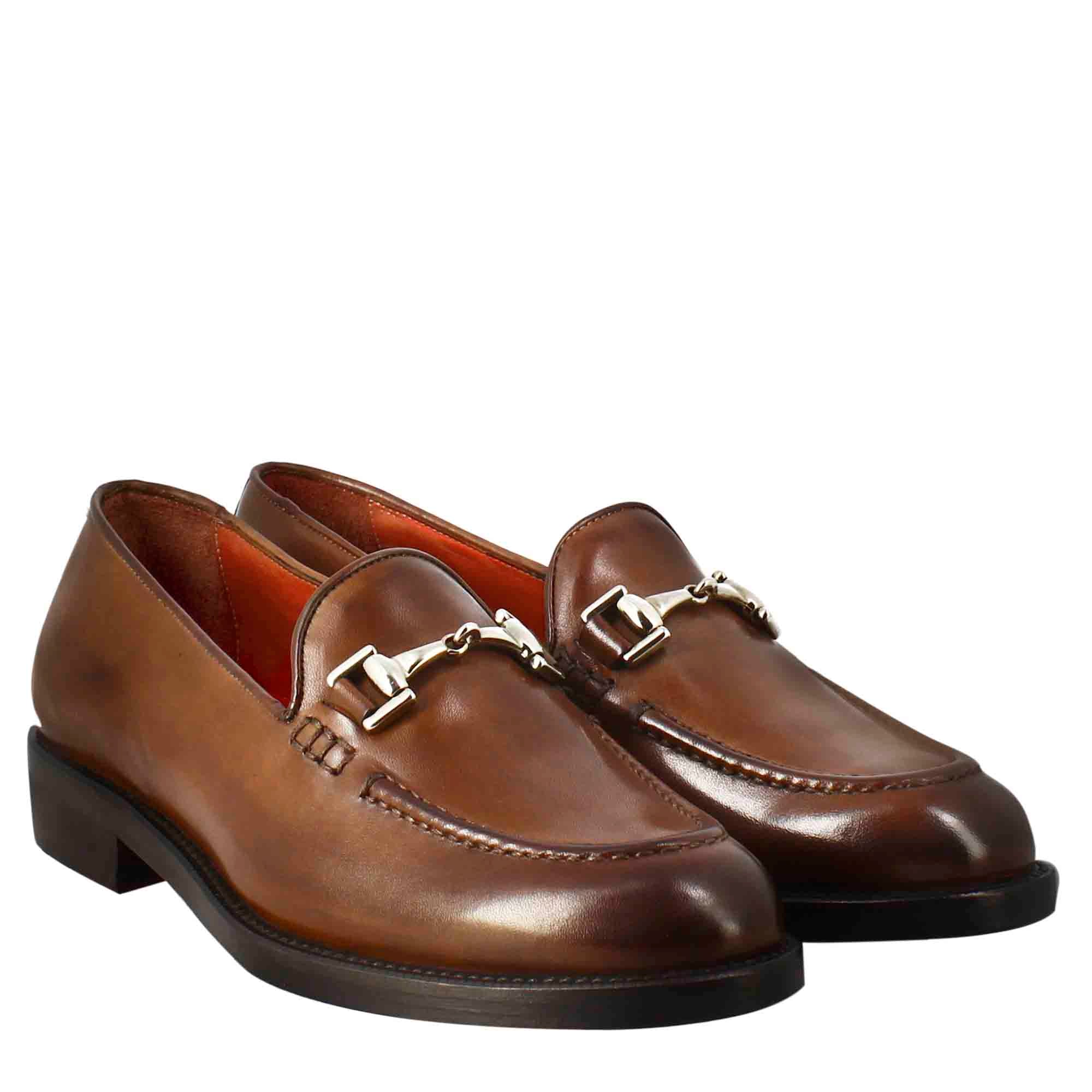 Mocassino da donna in pelle colore marrone con fibbia - Image 7
