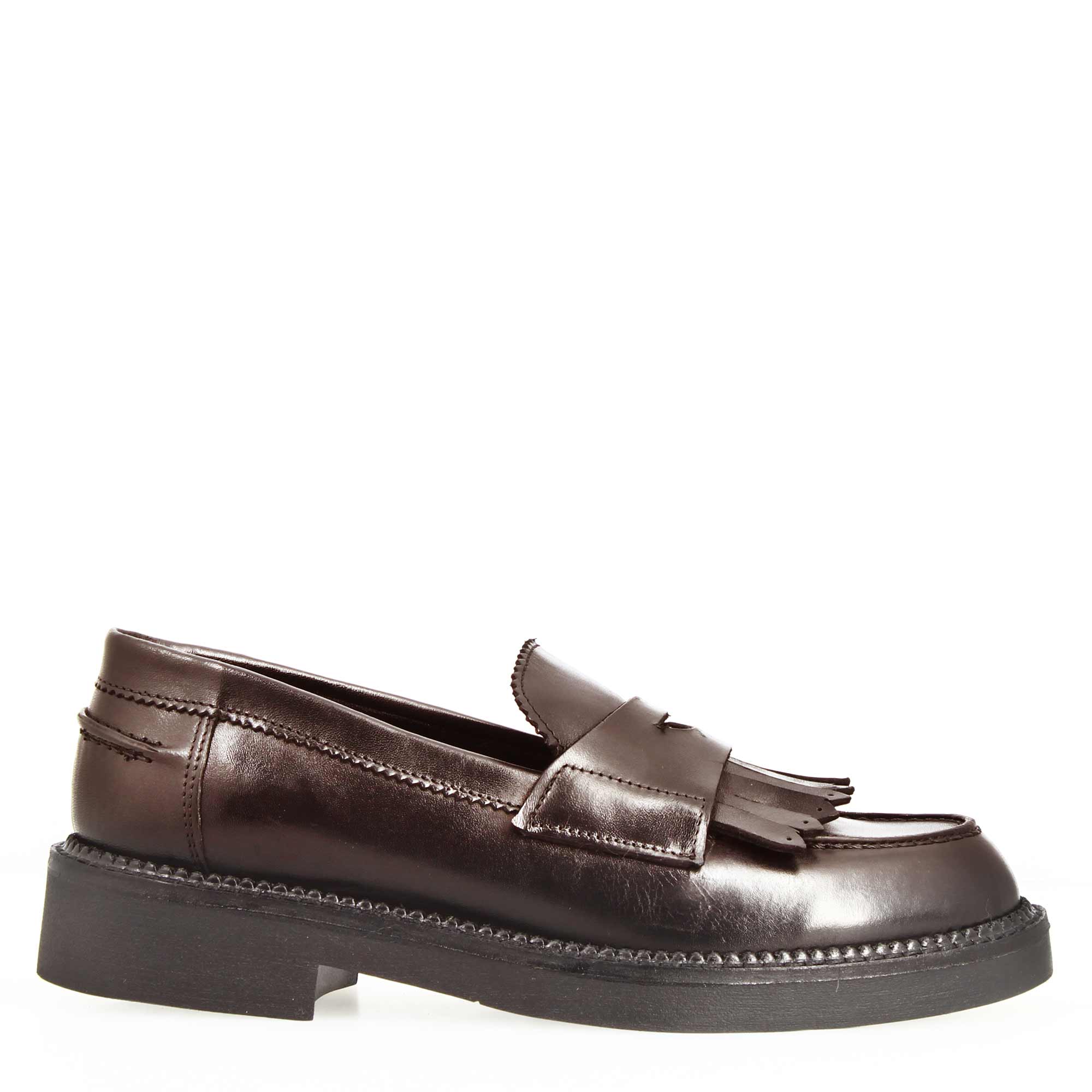 Mocassino da donna fondo robusto in pelle marrone scuro con frange - Image 3