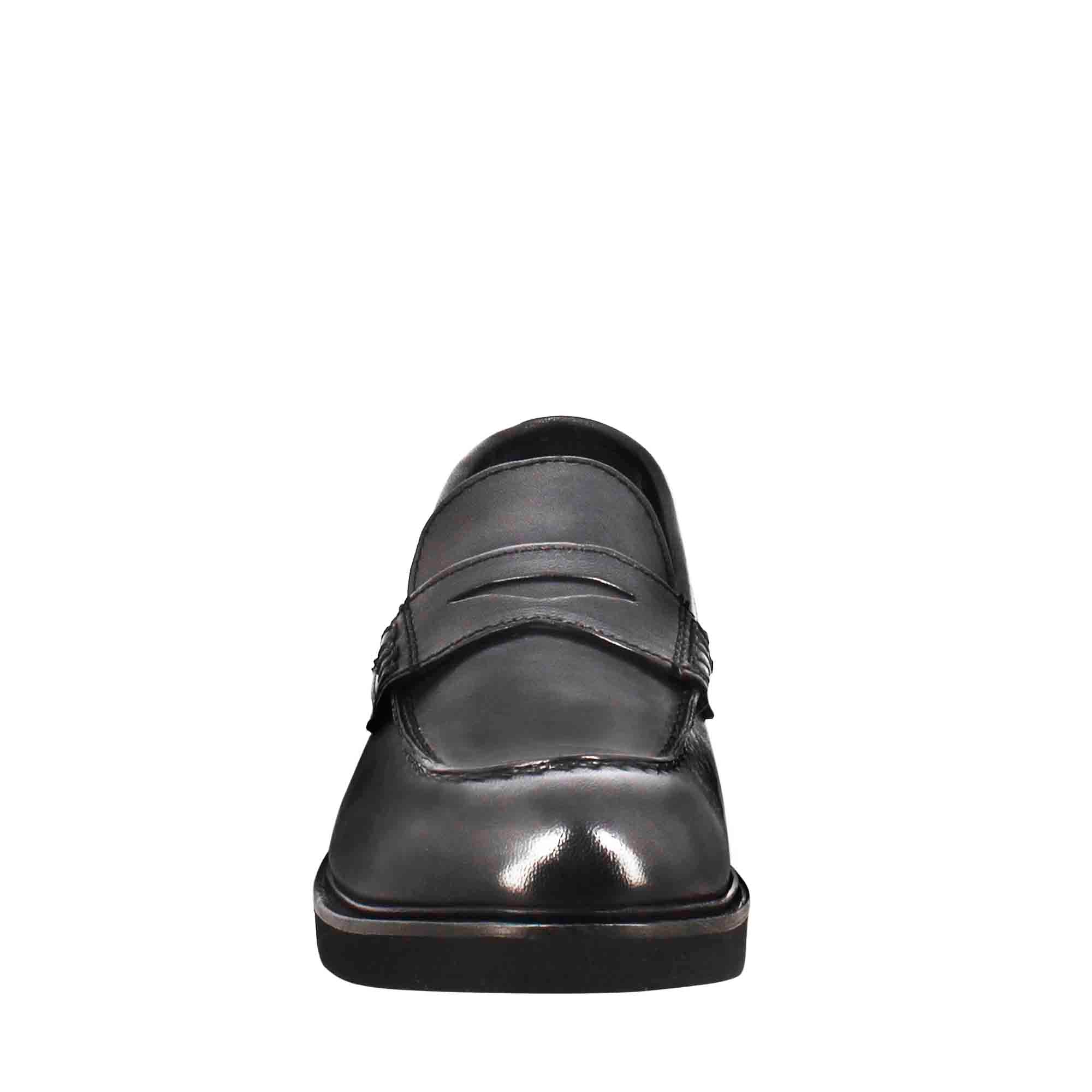 Mocassino da donna paupa in pelle lavata colore nero - Image 3