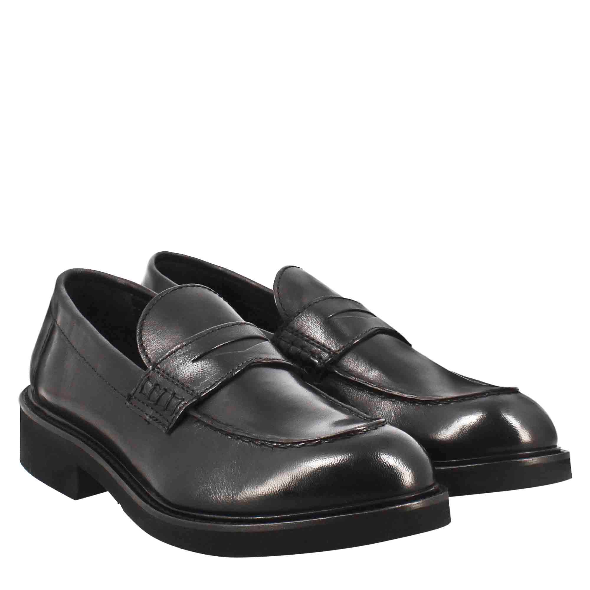 Mocassino da donna paupa in pelle lavata colore nero - Image 7