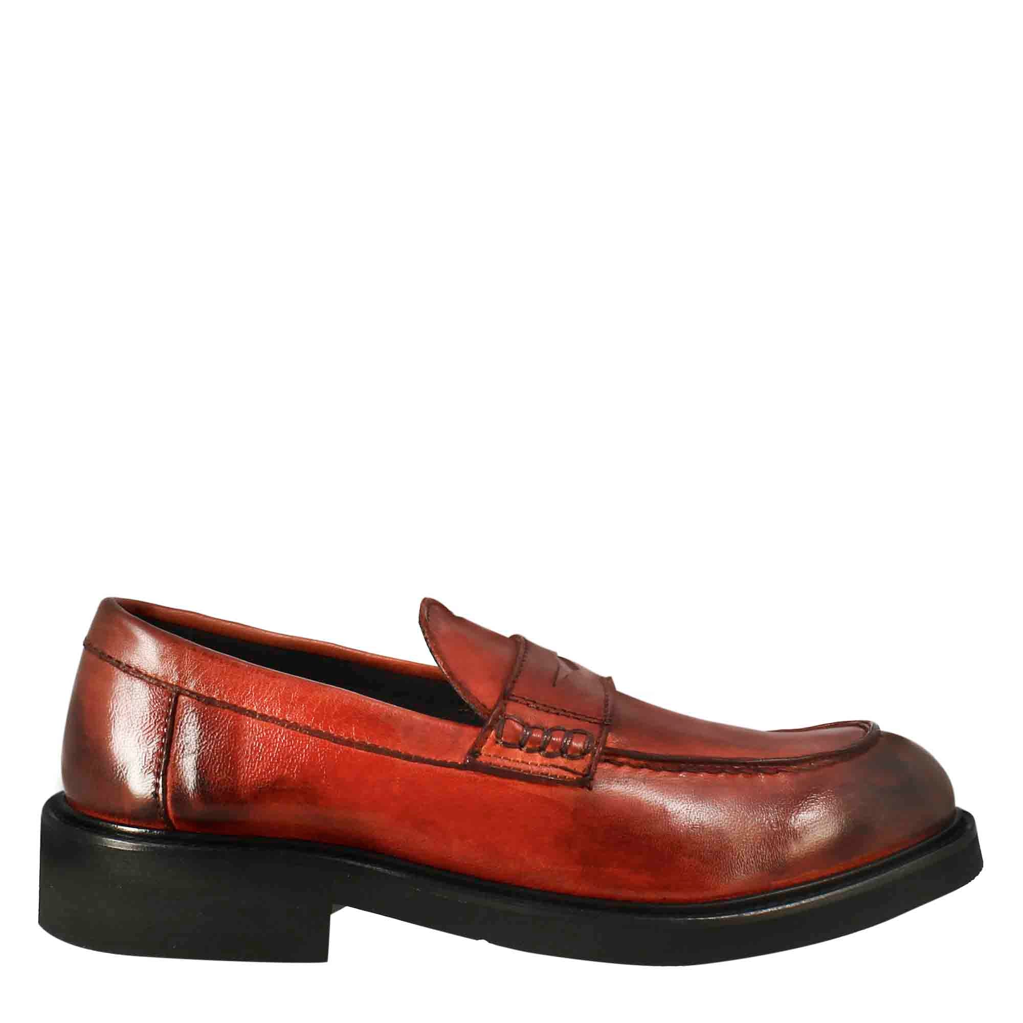 Mocassino da donna paupa in pelle lavata colore rosso - Image 2