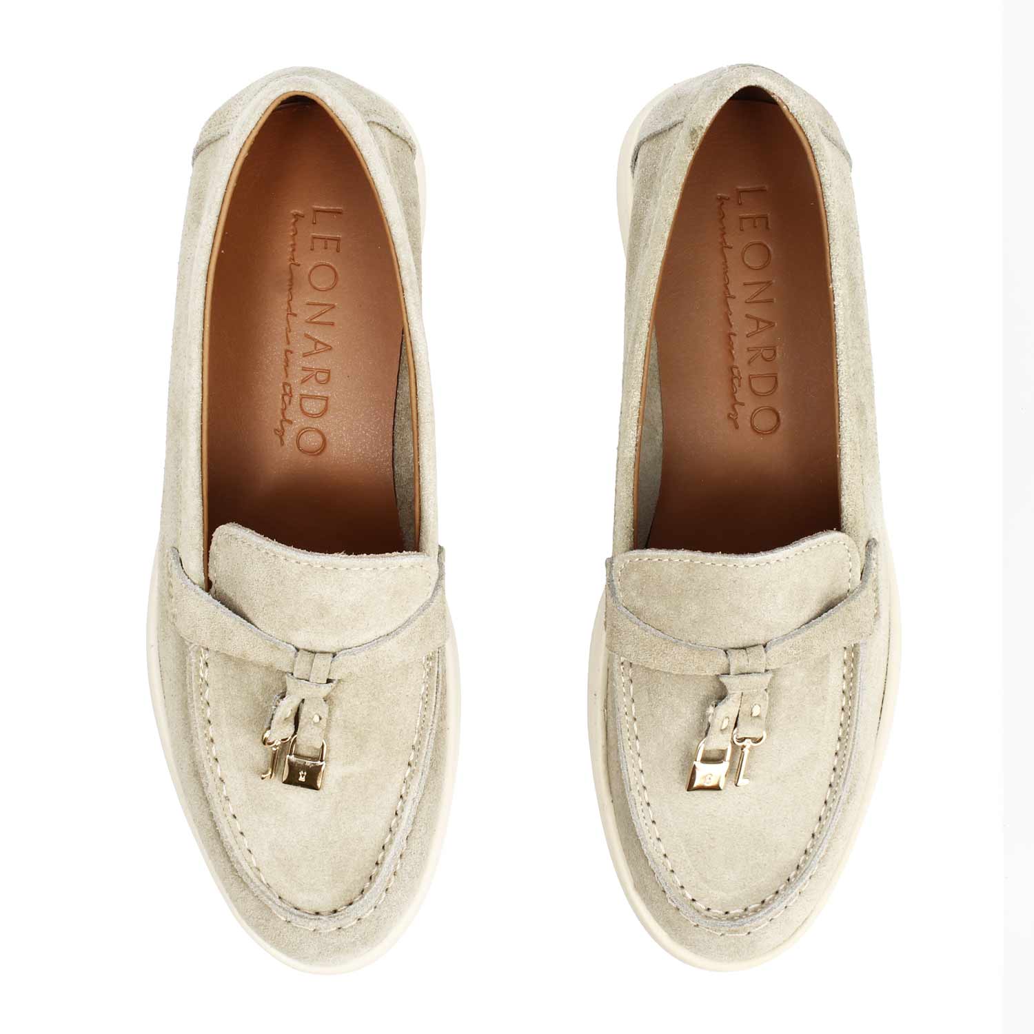 Mocassino drive da donna Vellaria in pelle scamosciata beige - Image 2