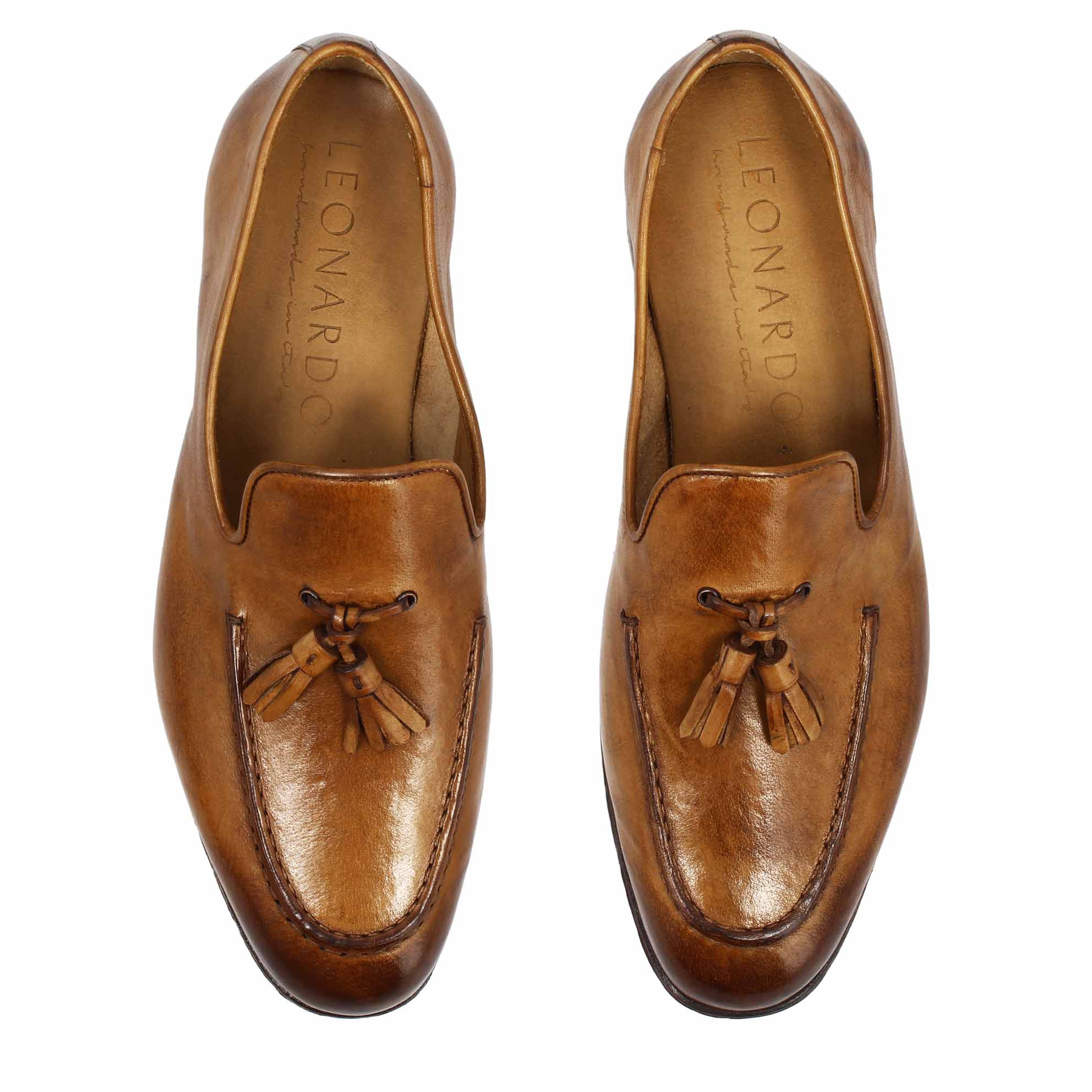 Mocassino marrone da uomo artigianali in pelle con nappine - Image 2