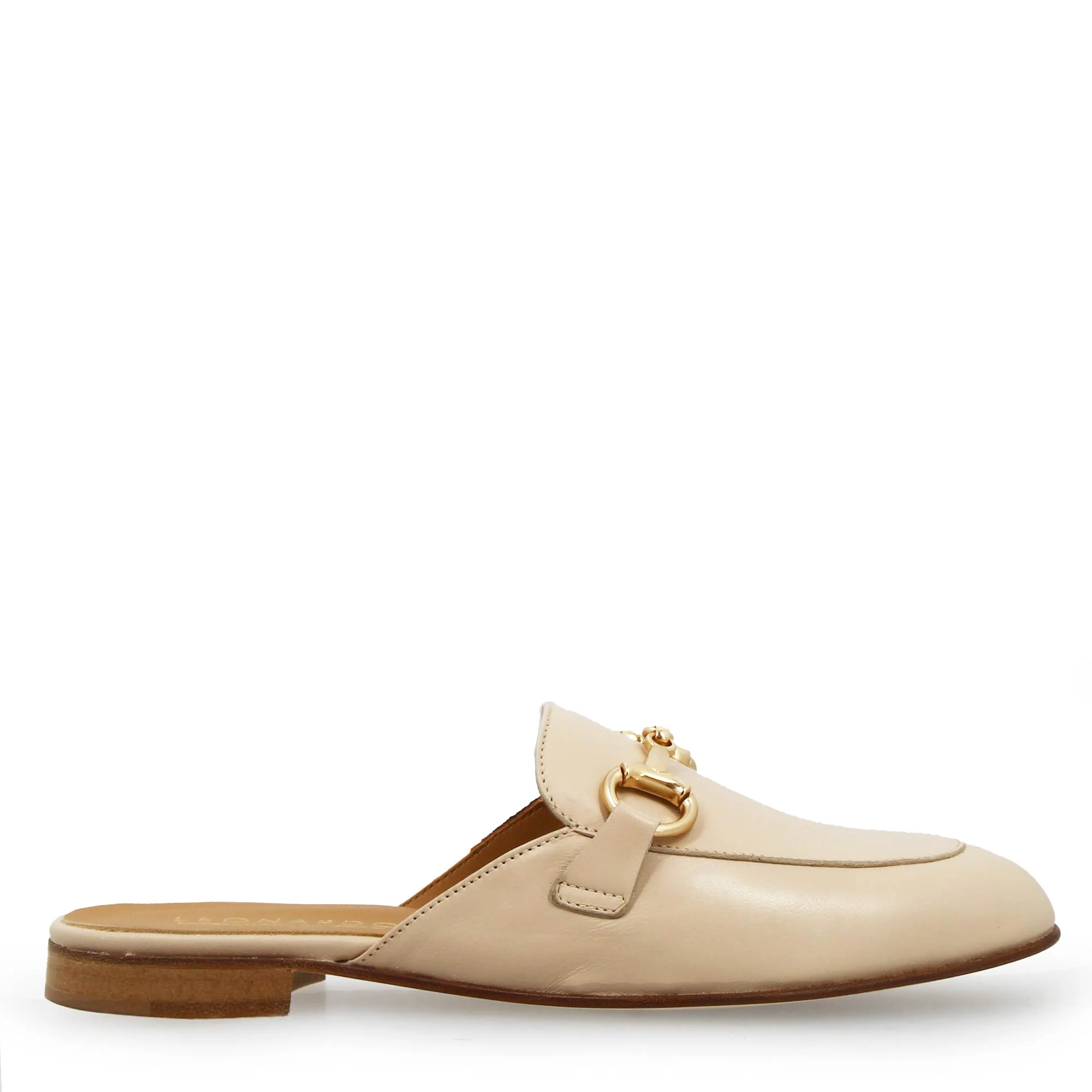 Sabot beige con fibbia dorata e fondo in vero cuoio - Image 3