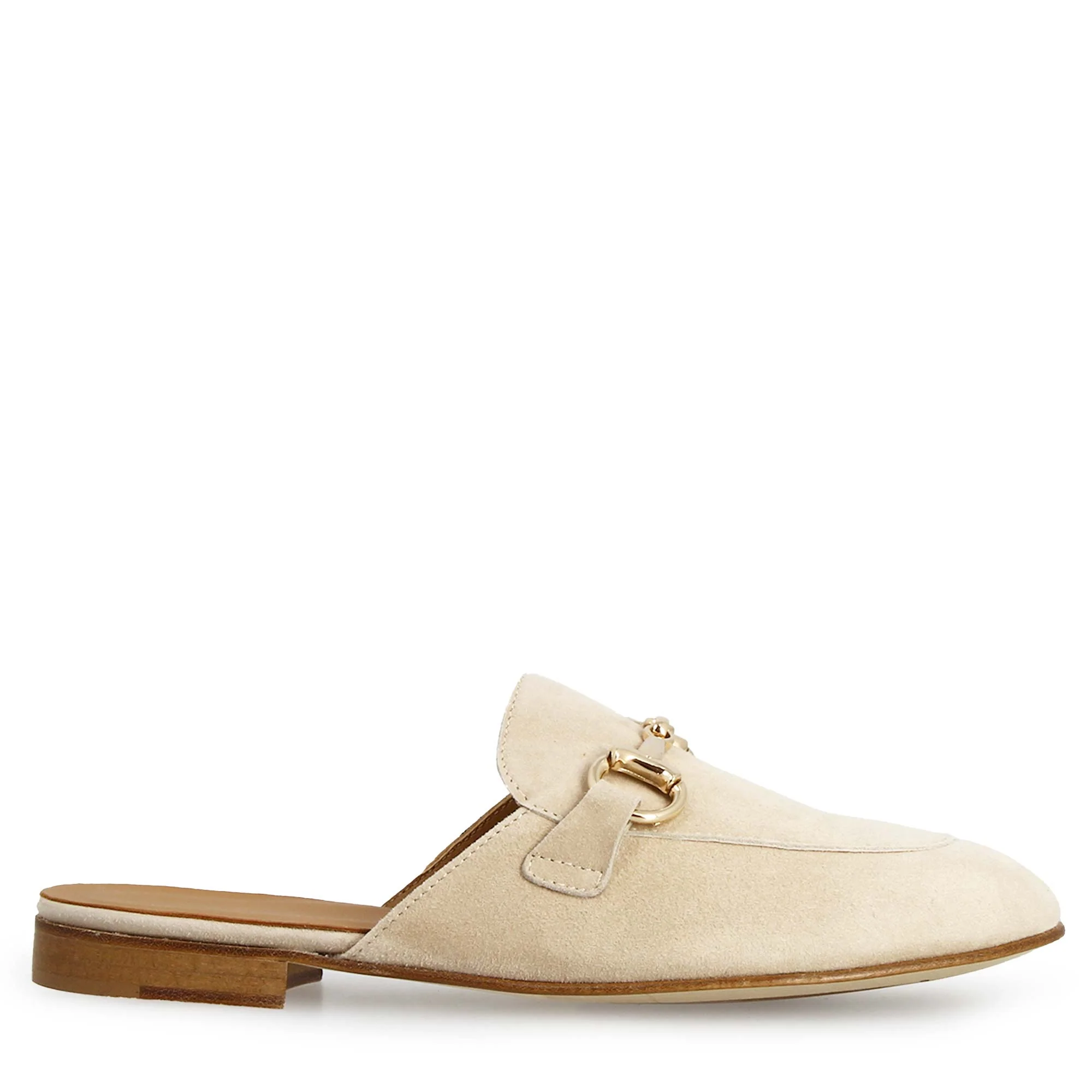 Sabot da donna in pelle scamosciata beige con fibbia oro - Image 3