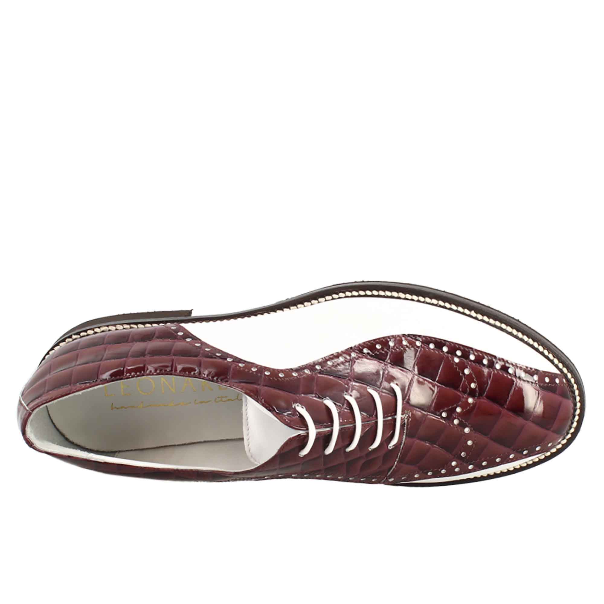 Scarpe da golf da donna colore bianco e bordeaux cocco artigianali in pelle - Image 5