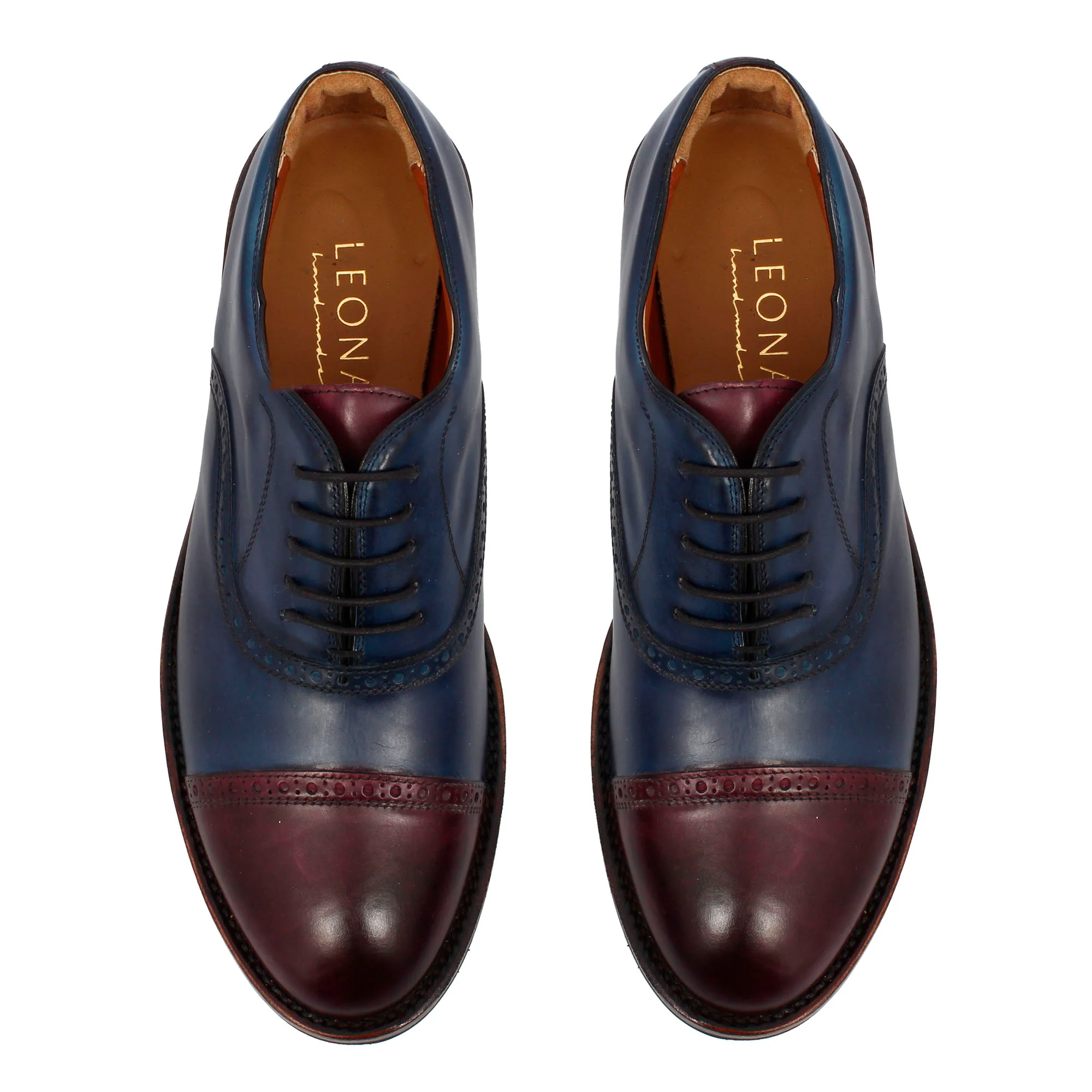 Scarpe da golf artigianali in pelle colore blu e bordeaux tinta a mano - Image 2