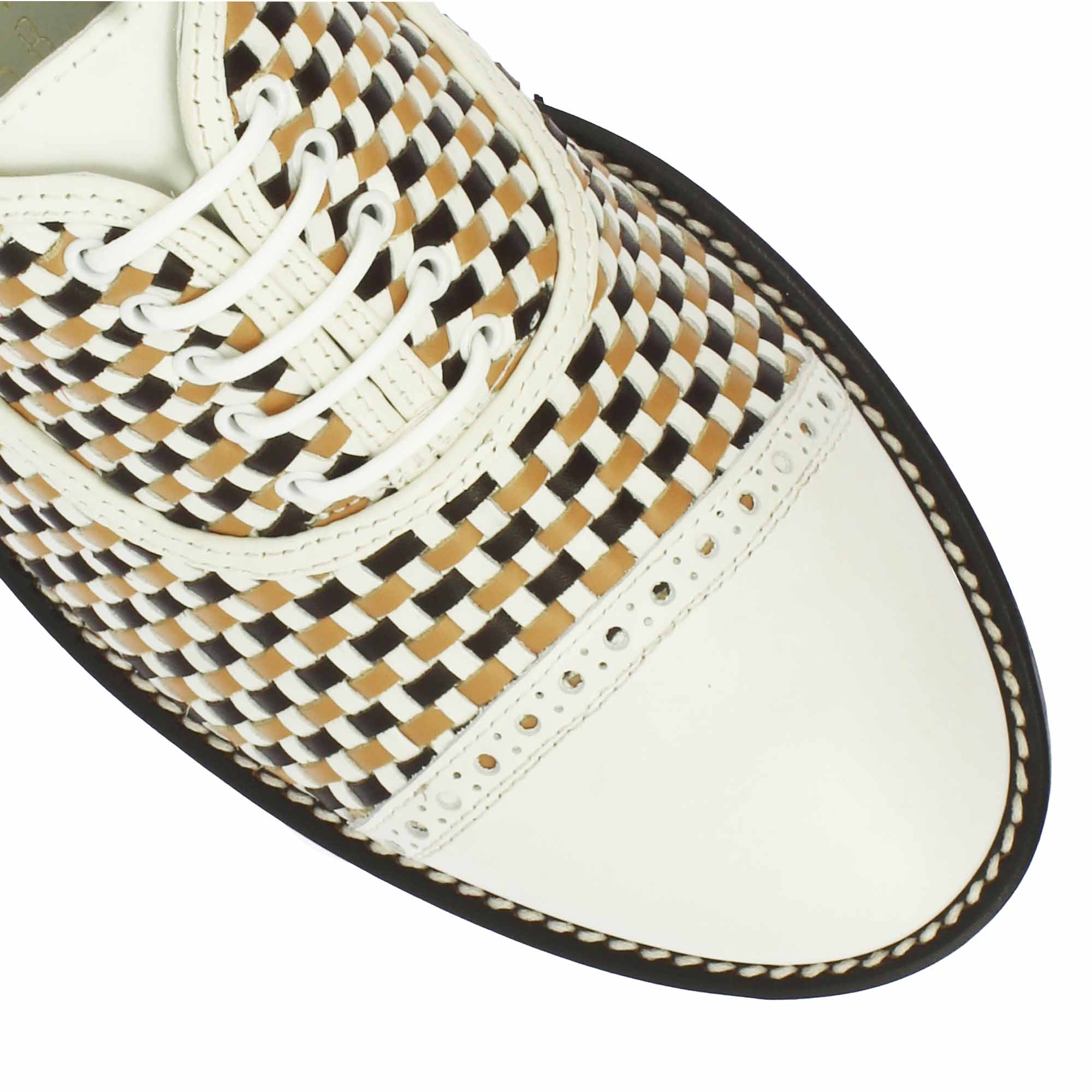 Scarpe da golf artigianali in pelle intrecciata bianca e marrone - Image 4