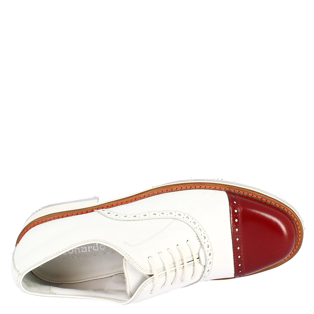 Scarpe golf artigianali in pelle bianco con puntale rosso - Image 6