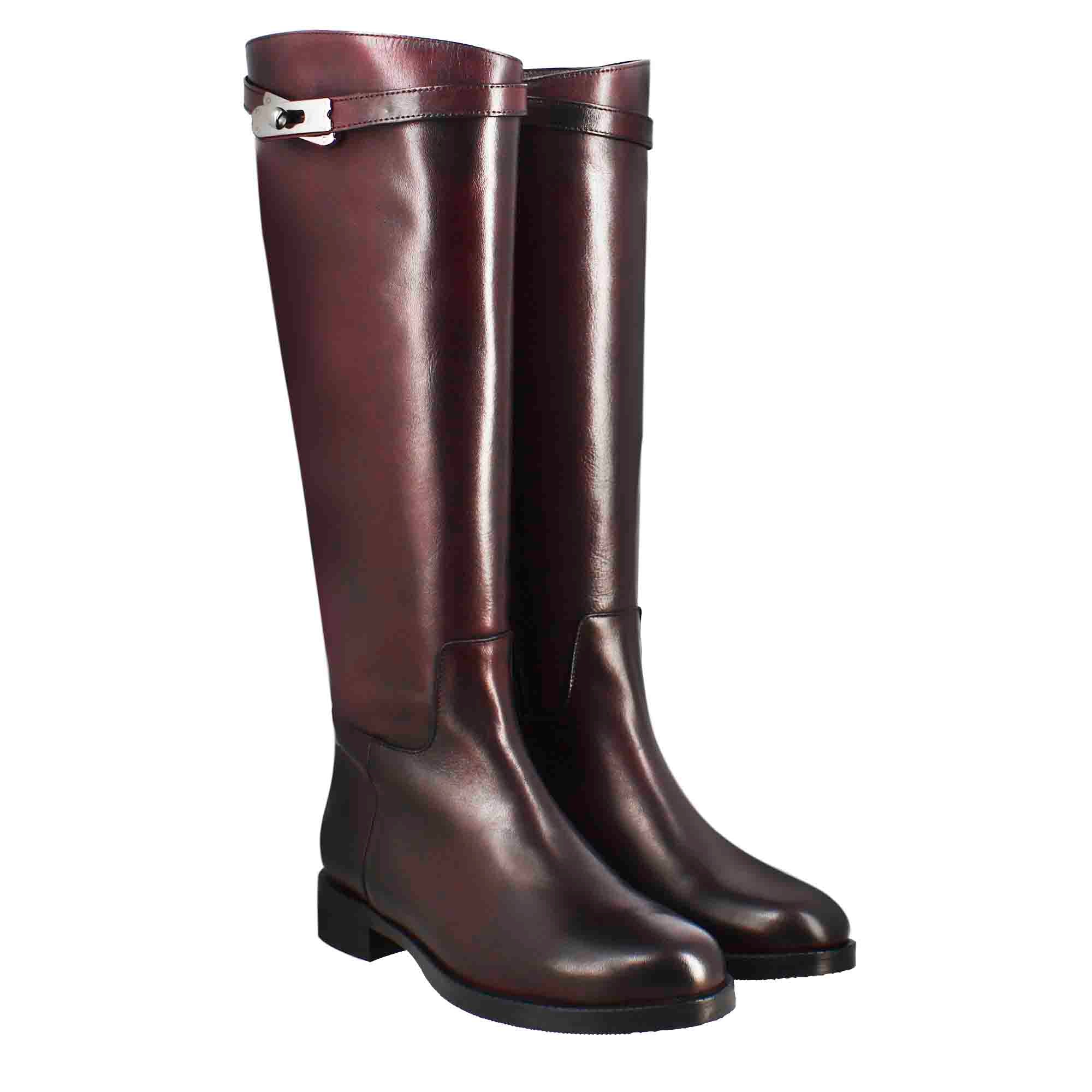 Stivale al ginocchio da donna liscio con tacco basso in pelle colore bordeaux - Image 7
