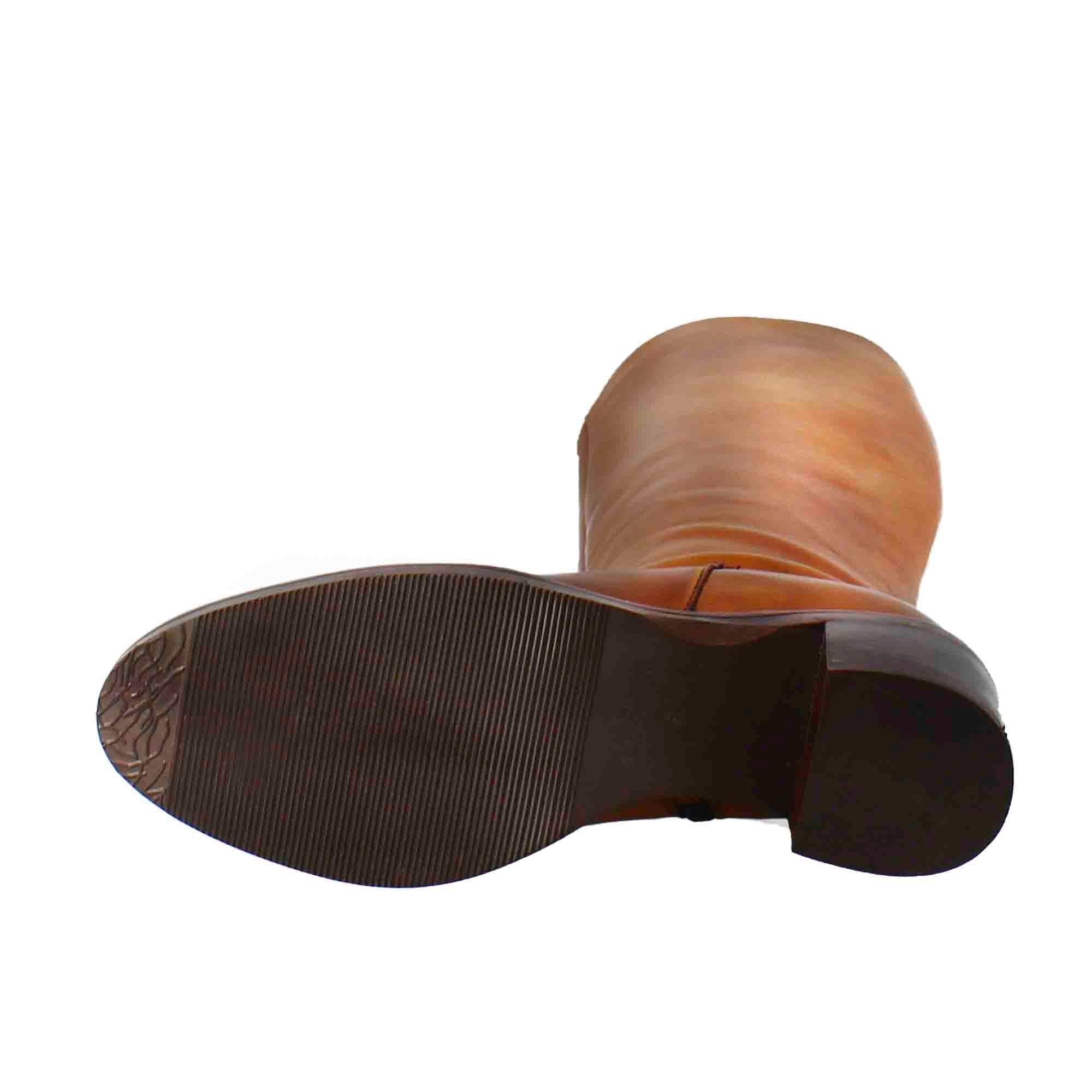 Stivale al ginocchio da donna liscio con tacco medio in pelle marrone - Image 6