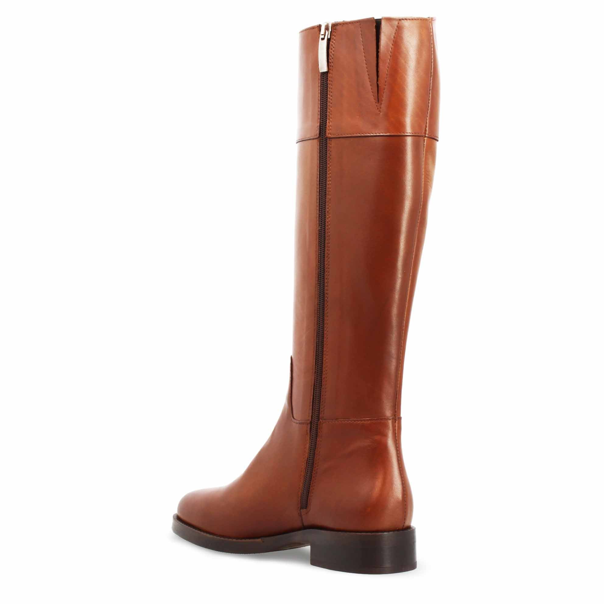 Stivale artigianale al ginocchio da donna in pelle marrone - Image 4