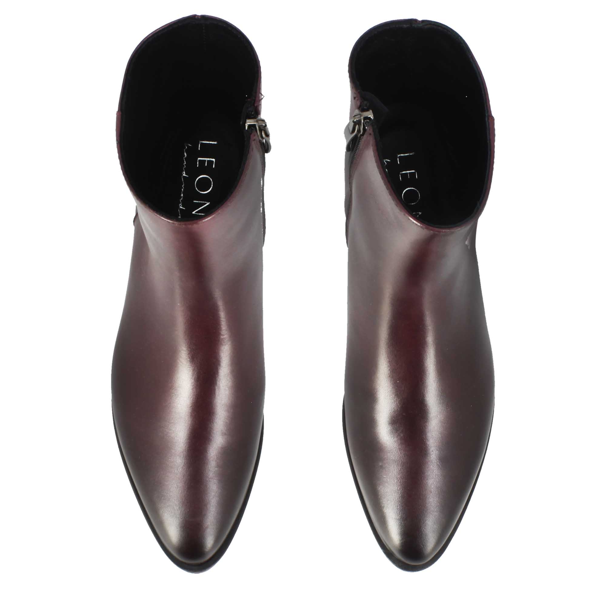 Stivaletto a punta da donna, in pelle colore bordeaux fatto a mano - Image 2