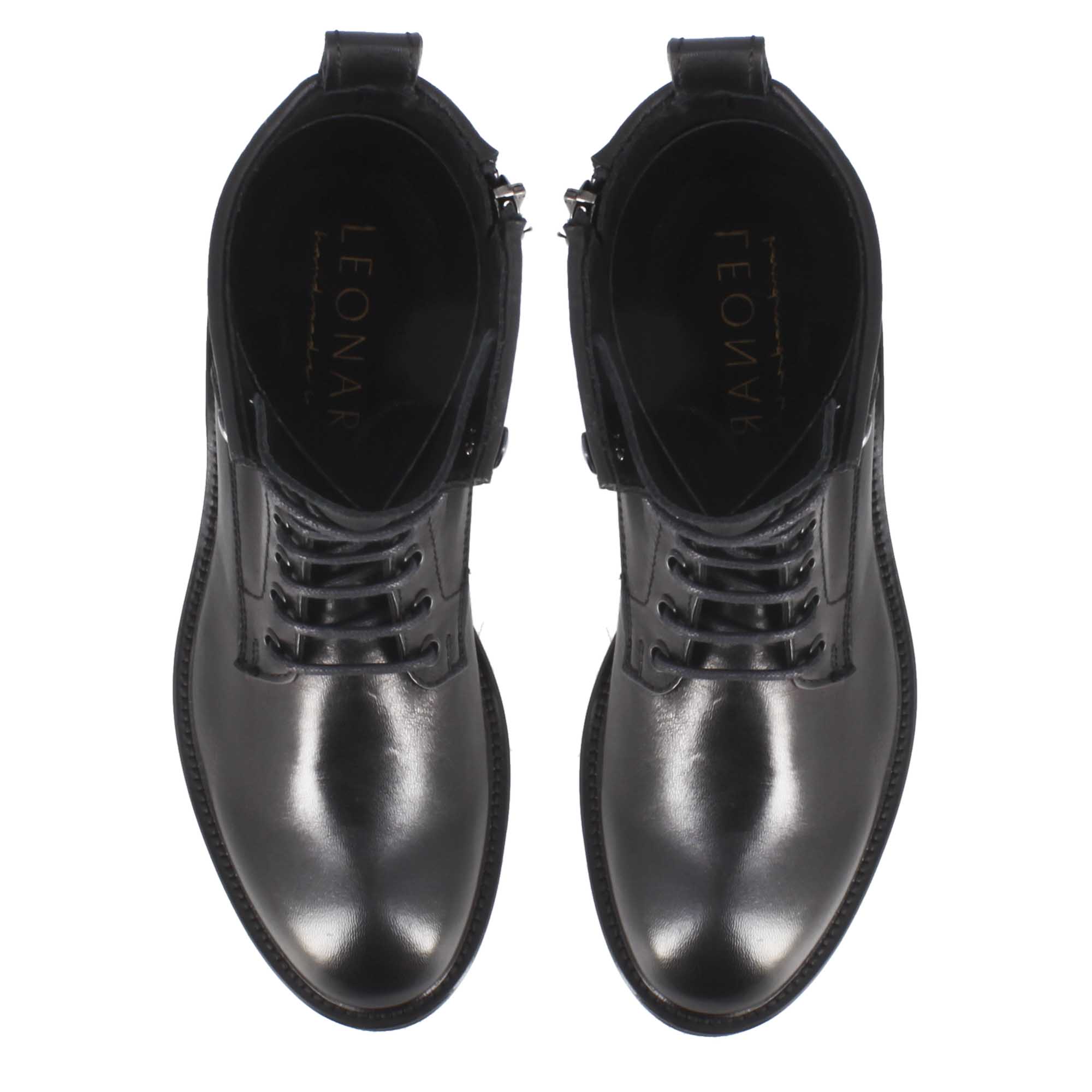 Stivaletto anfibio da donna in vera pelle colore nero fatto a mano - Image 5