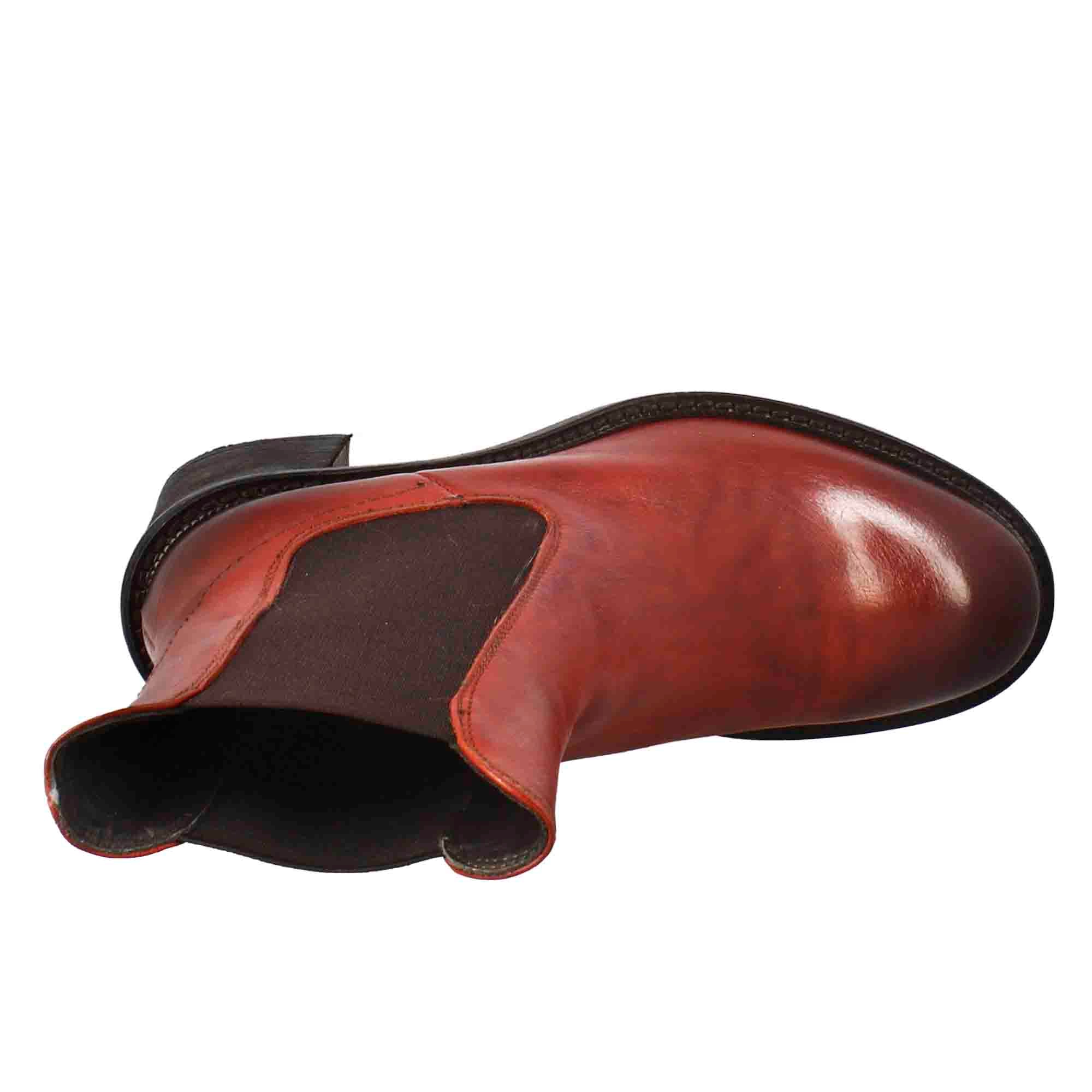 Stivaletto chelsea da donna con tacco in pelle lavata colore rosso - Image 4
