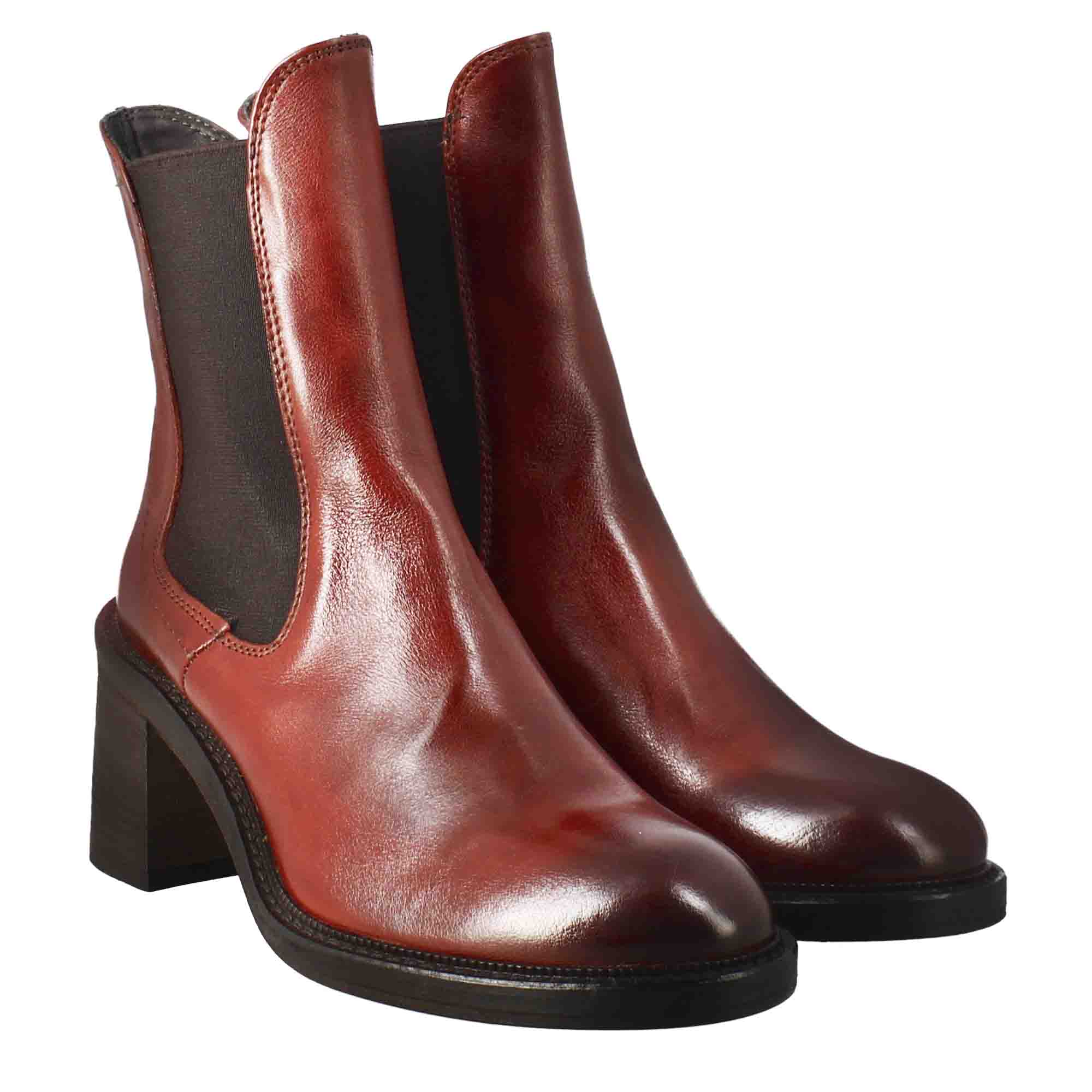 Stivaletto chelsea da donna con tacco in pelle lavata colore rosso - Image 6