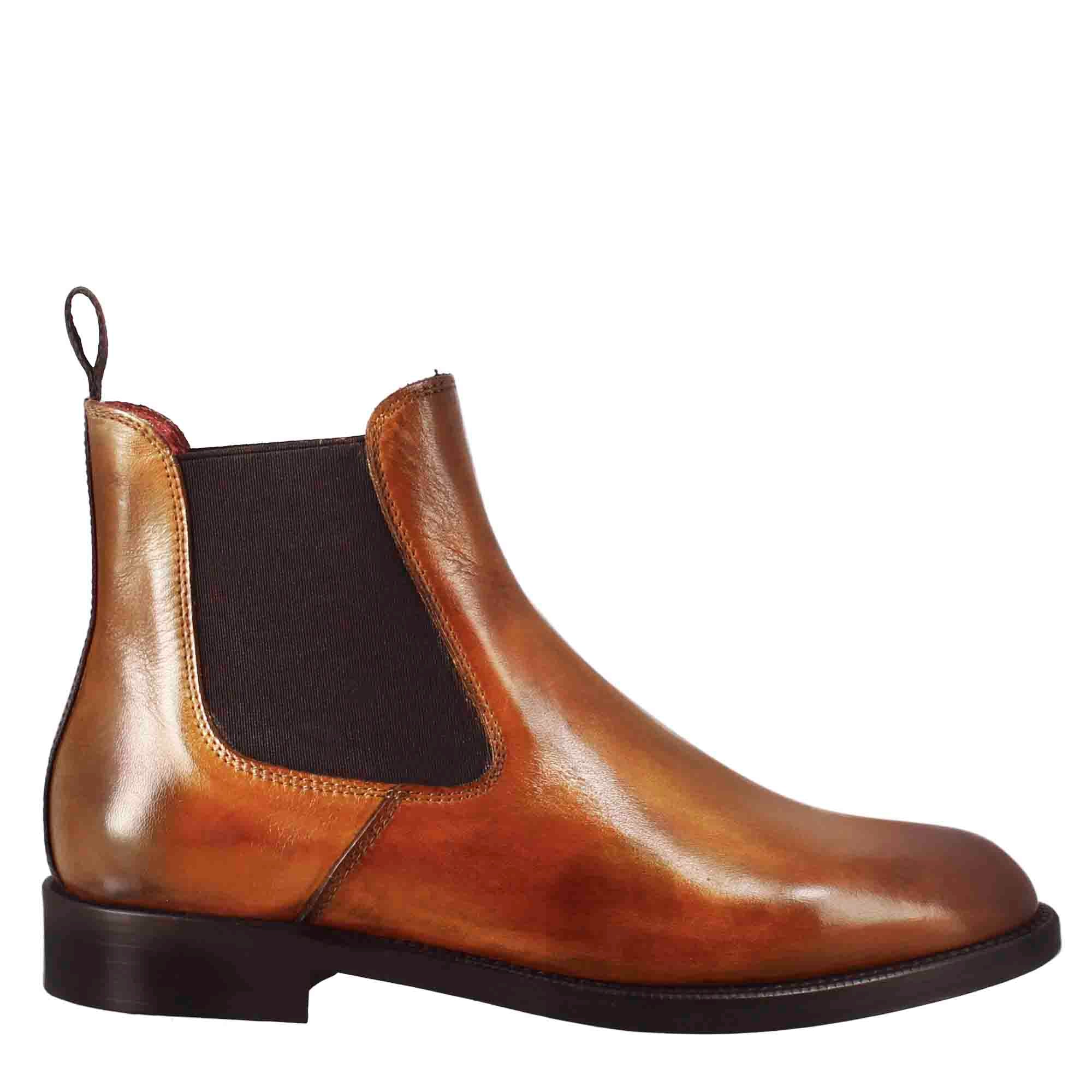 Stivaletto chelsea da donna liscio in pelle colore marrone chiaro - Image 2