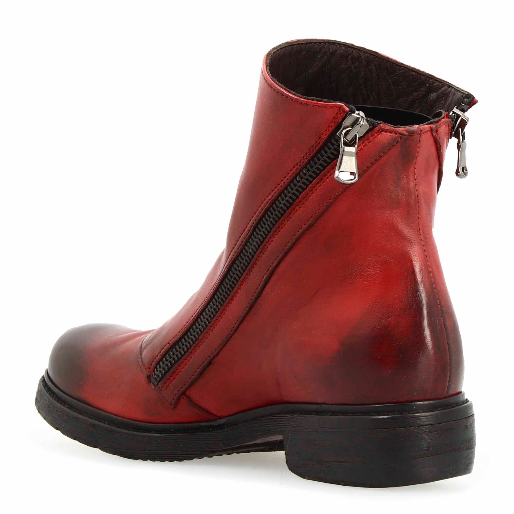 Stivaletto da donna in pelle lavata colore rosso con doppia zip - Image 3