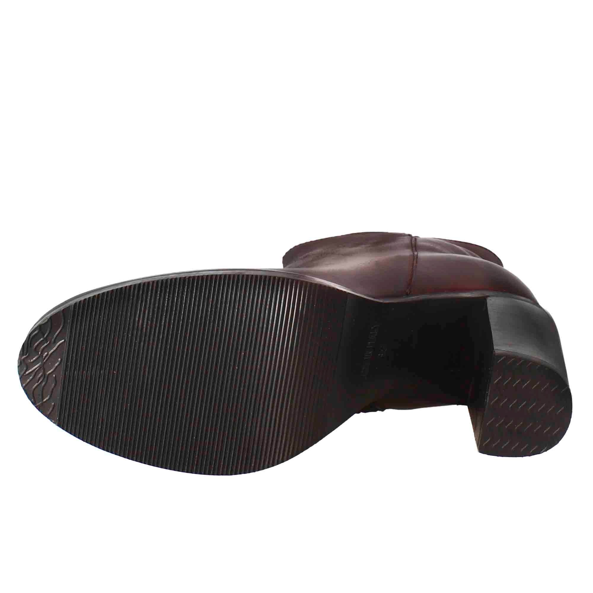 Stivaletto da donna liscio con tacco alto in pelle bordeaux - Image 6