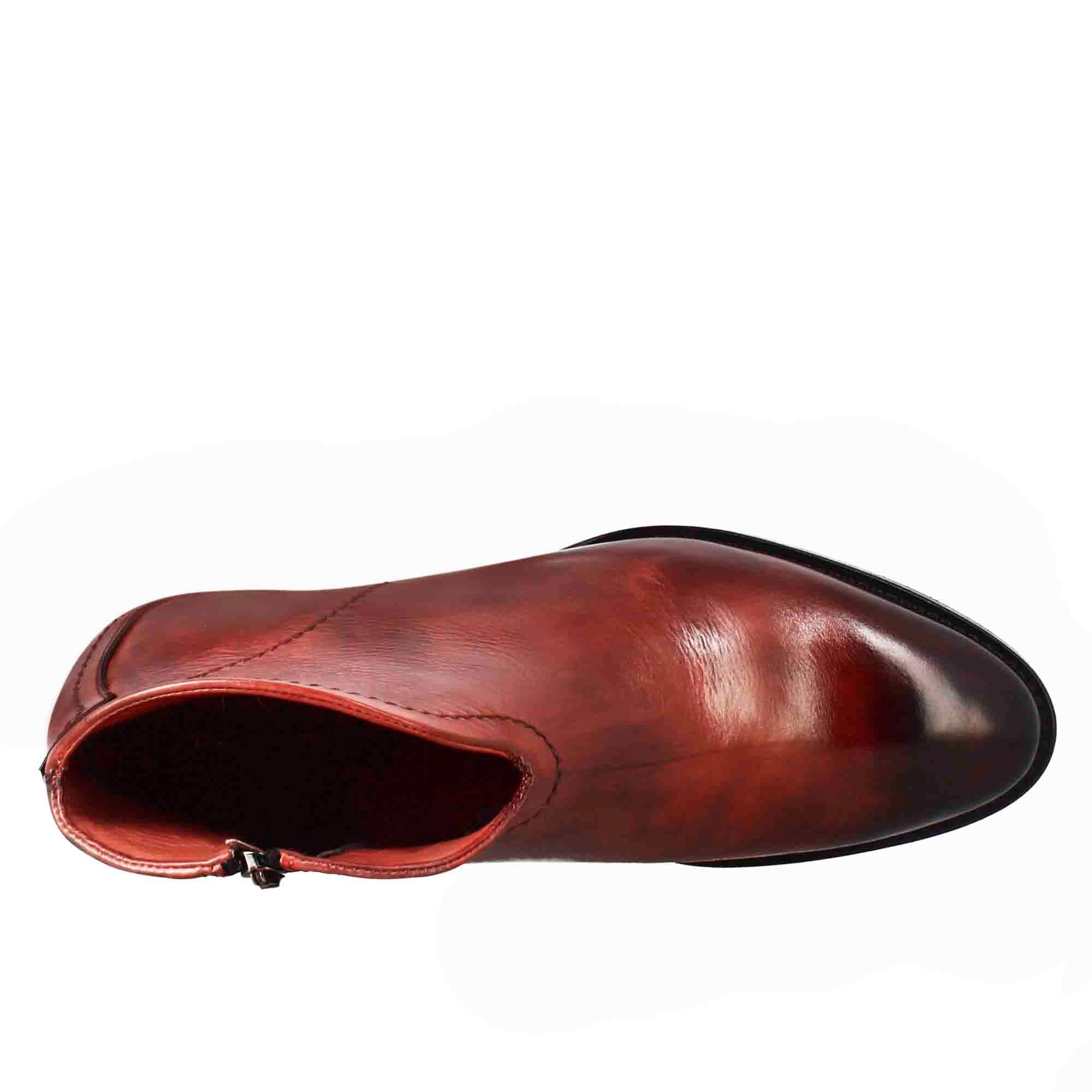 Stivaletto da donna liscio con tacco medio in pelle colore rosso - Image 5