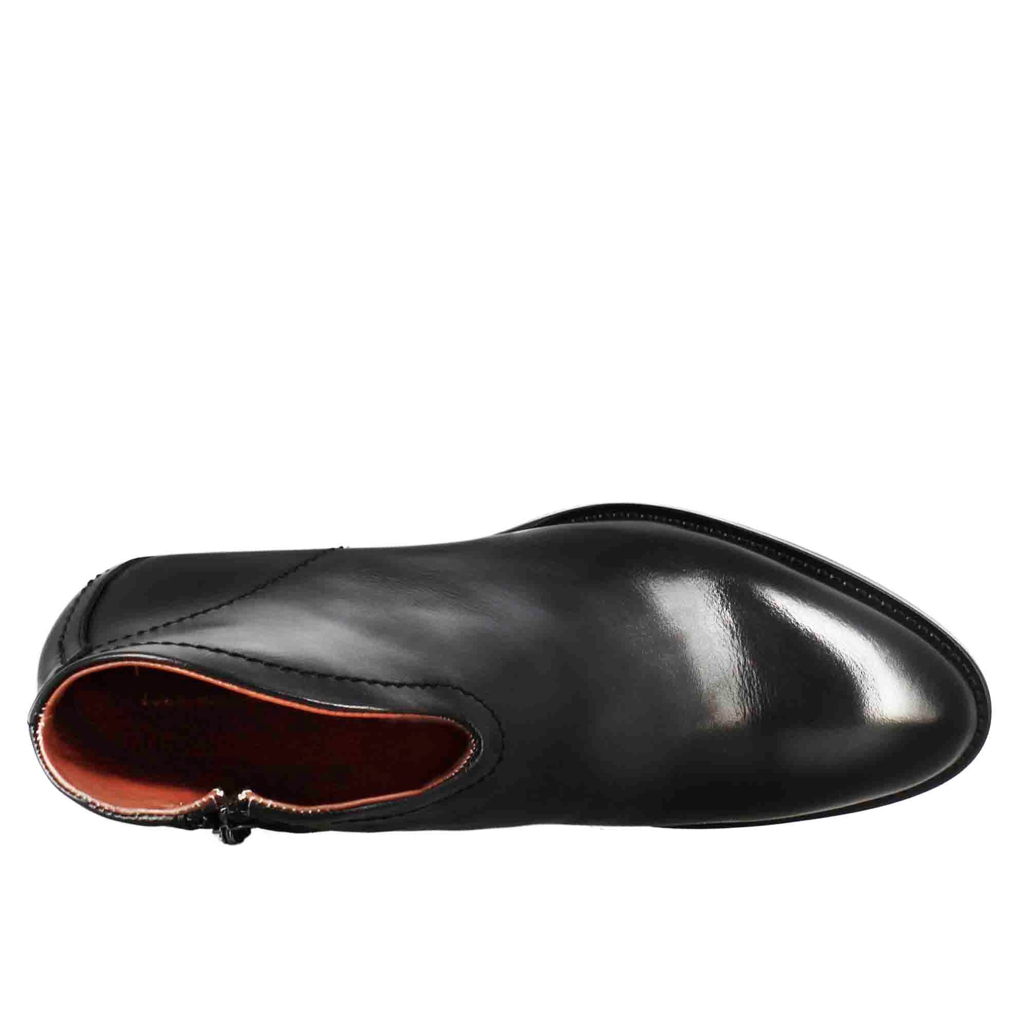 Stivaletto da donna liscio con tacco medio in pelle colore nero - Image 6