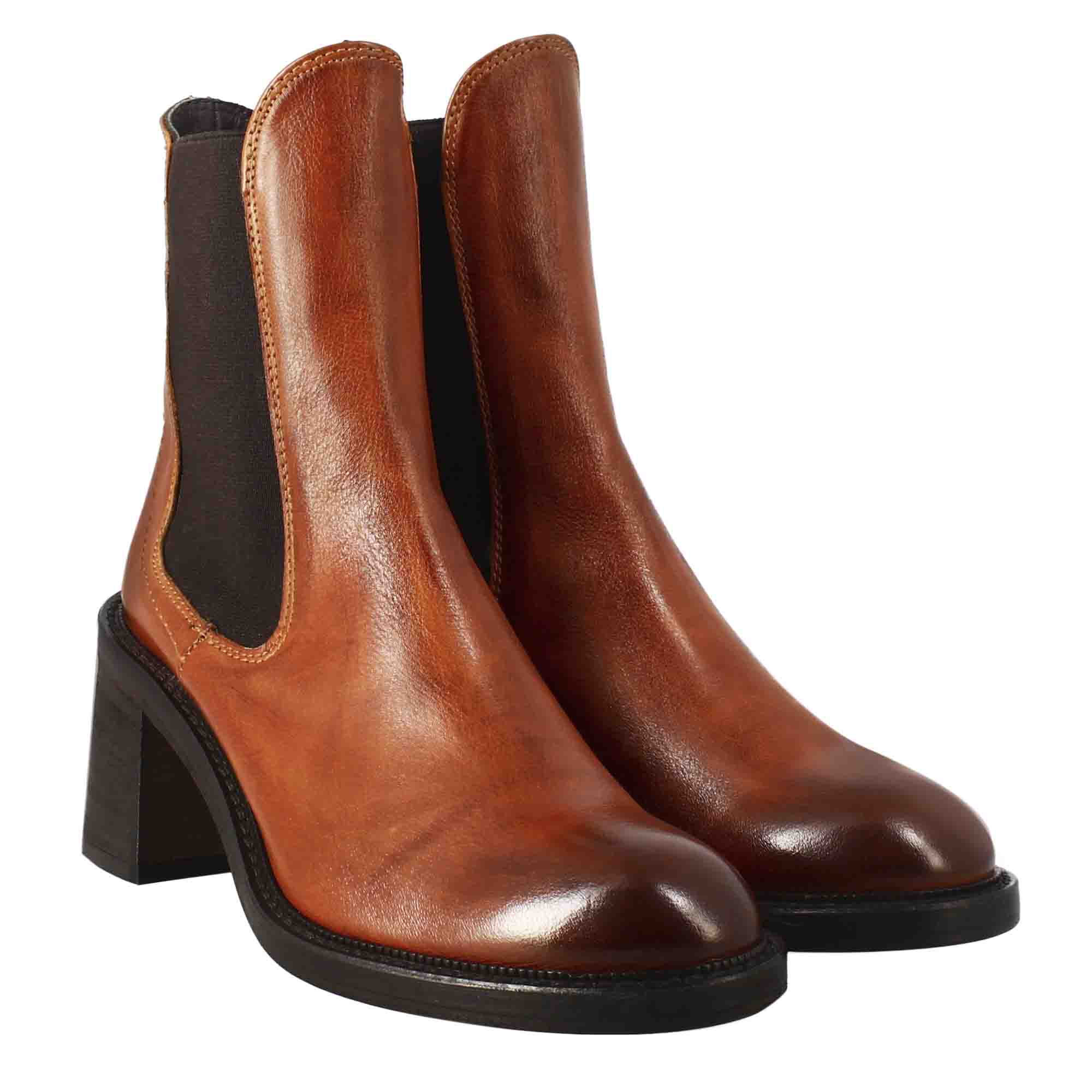 Stivaletto diver chelsea da donna con tacco in pelle lavata colore cuoio - Image 7