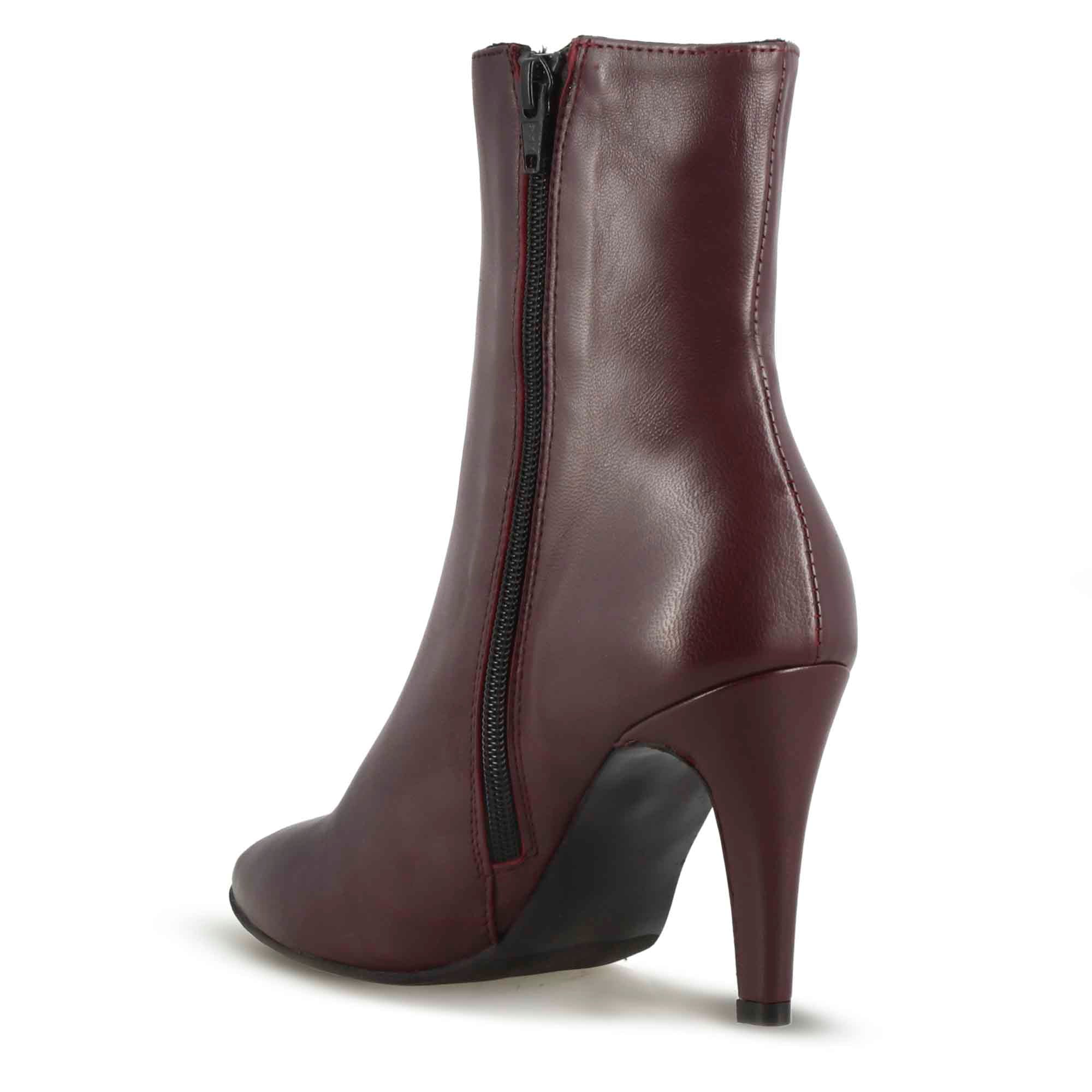 Stivaletto elegante da donna a punta in pelle colore bordeaux - Image 3