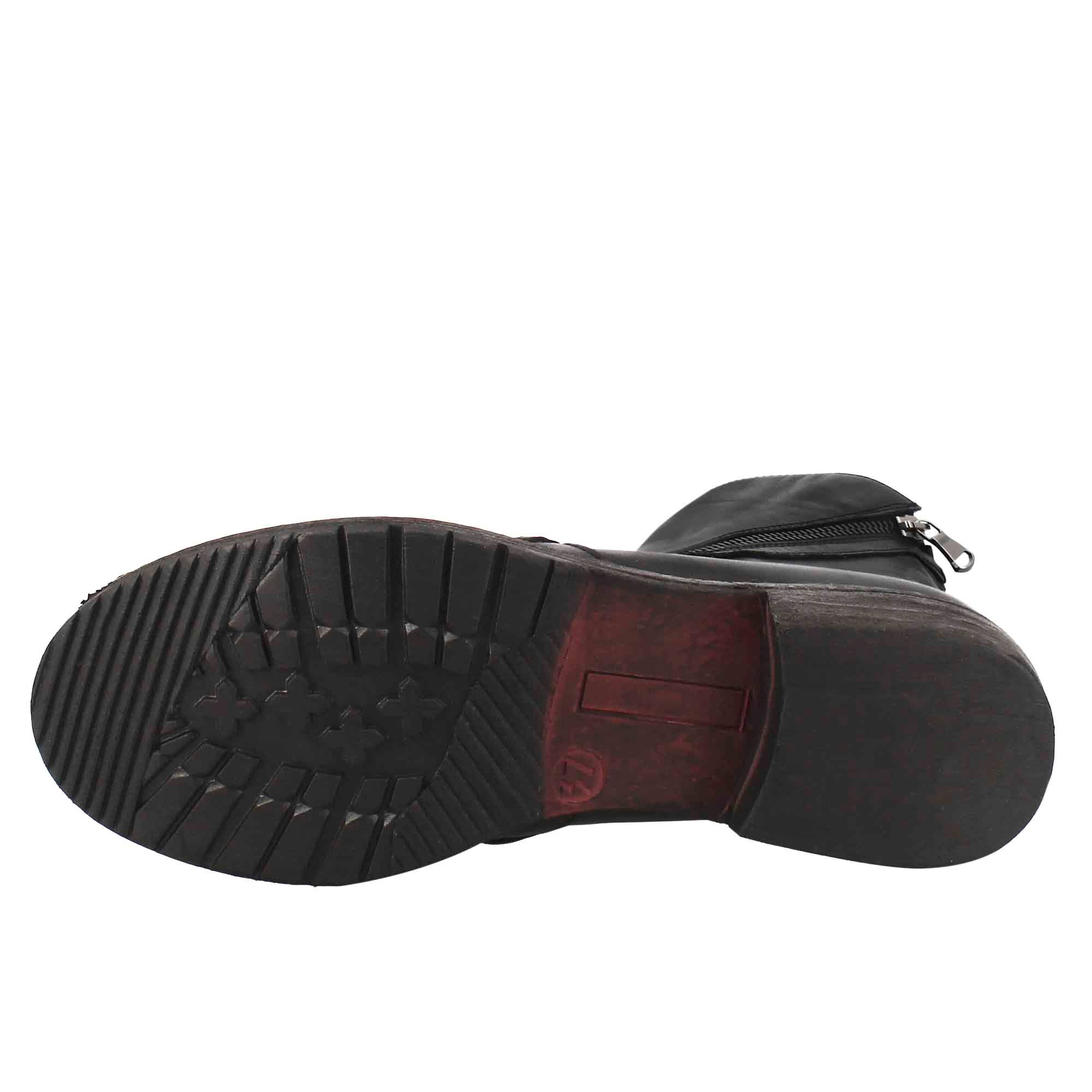 Stivaletto da donna in pelle lavata colore nero con doppia zip - Image 6