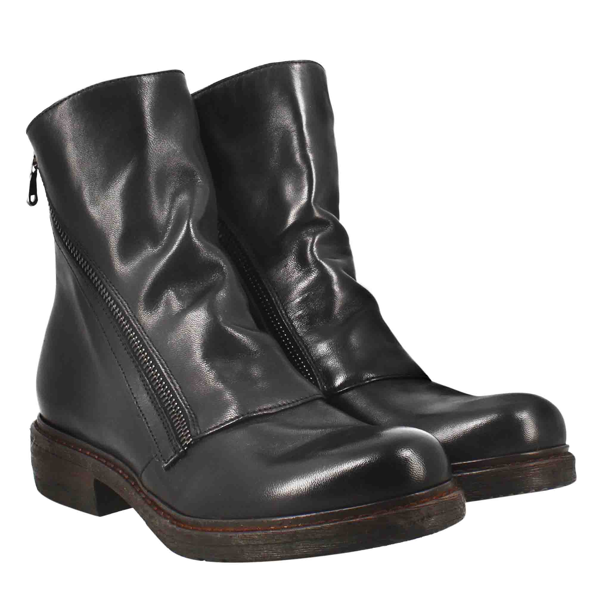 Stivaletto da donna in pelle lavata colore nero con doppia zip - Image 7