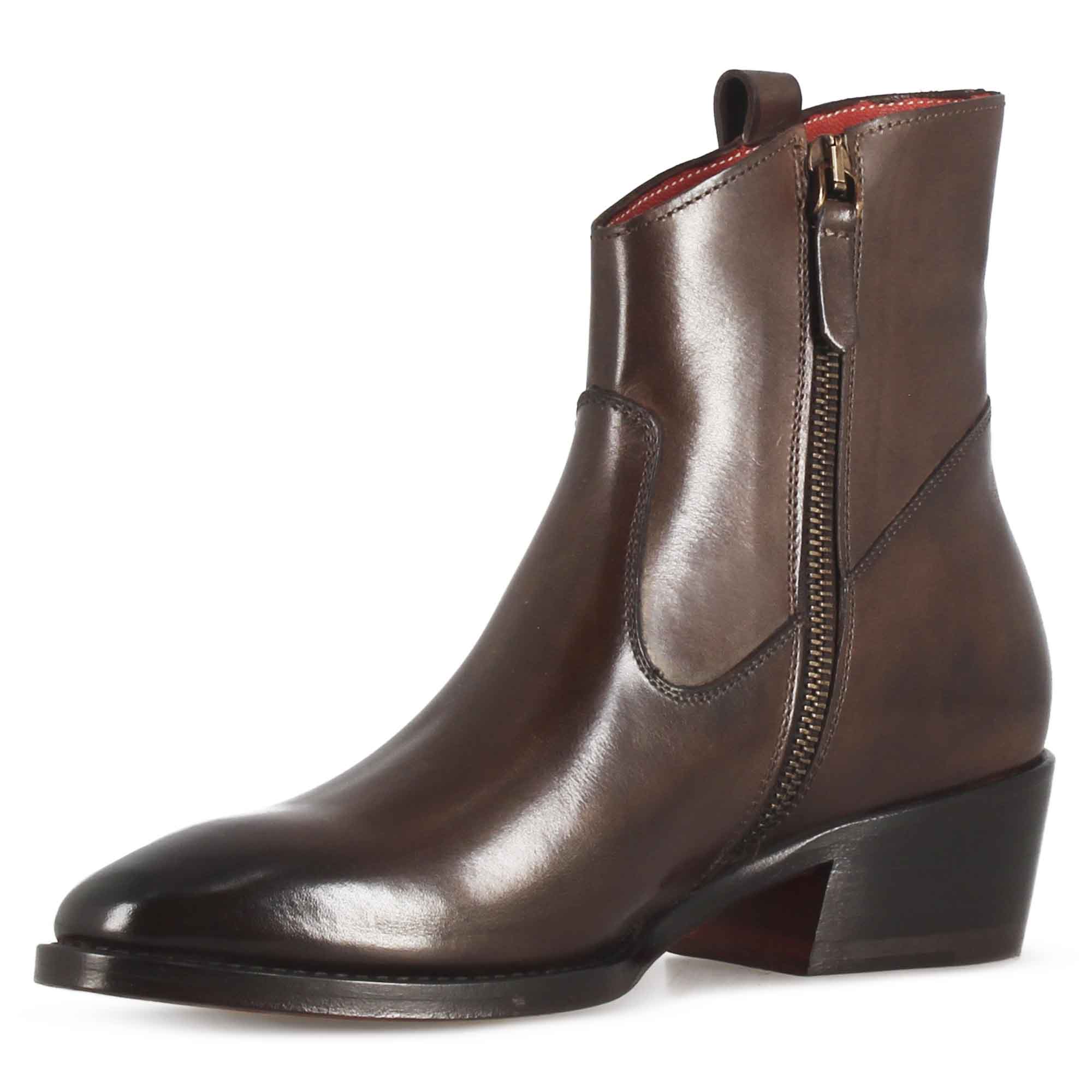 Stivaletto sopra alla caviglia stile texano da donna in pelle colore marrone scuro - Image 3