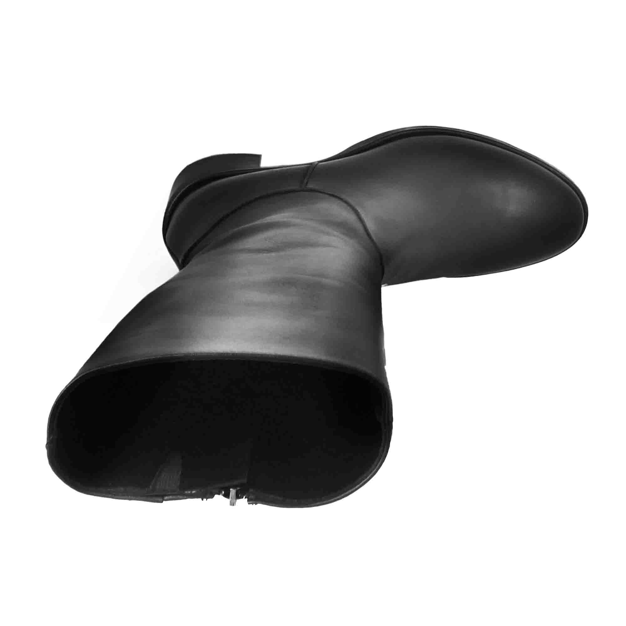 Stivali al ginocchio da donna liscio con tacco medio in pelle nero - Image 5